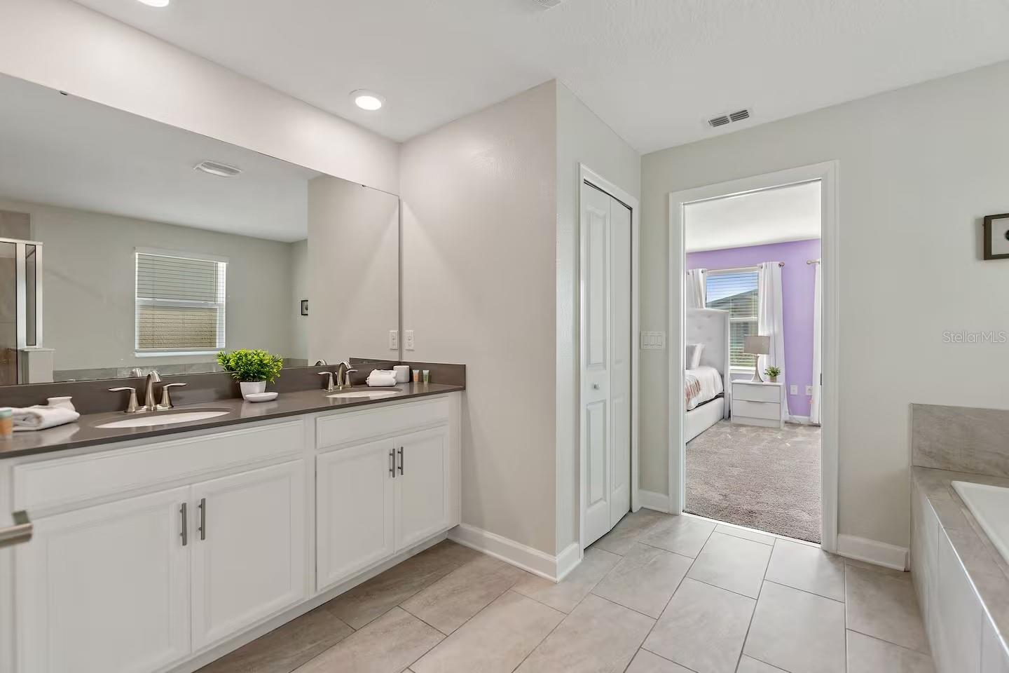 COVE AT STOREY LAKE II - Residential