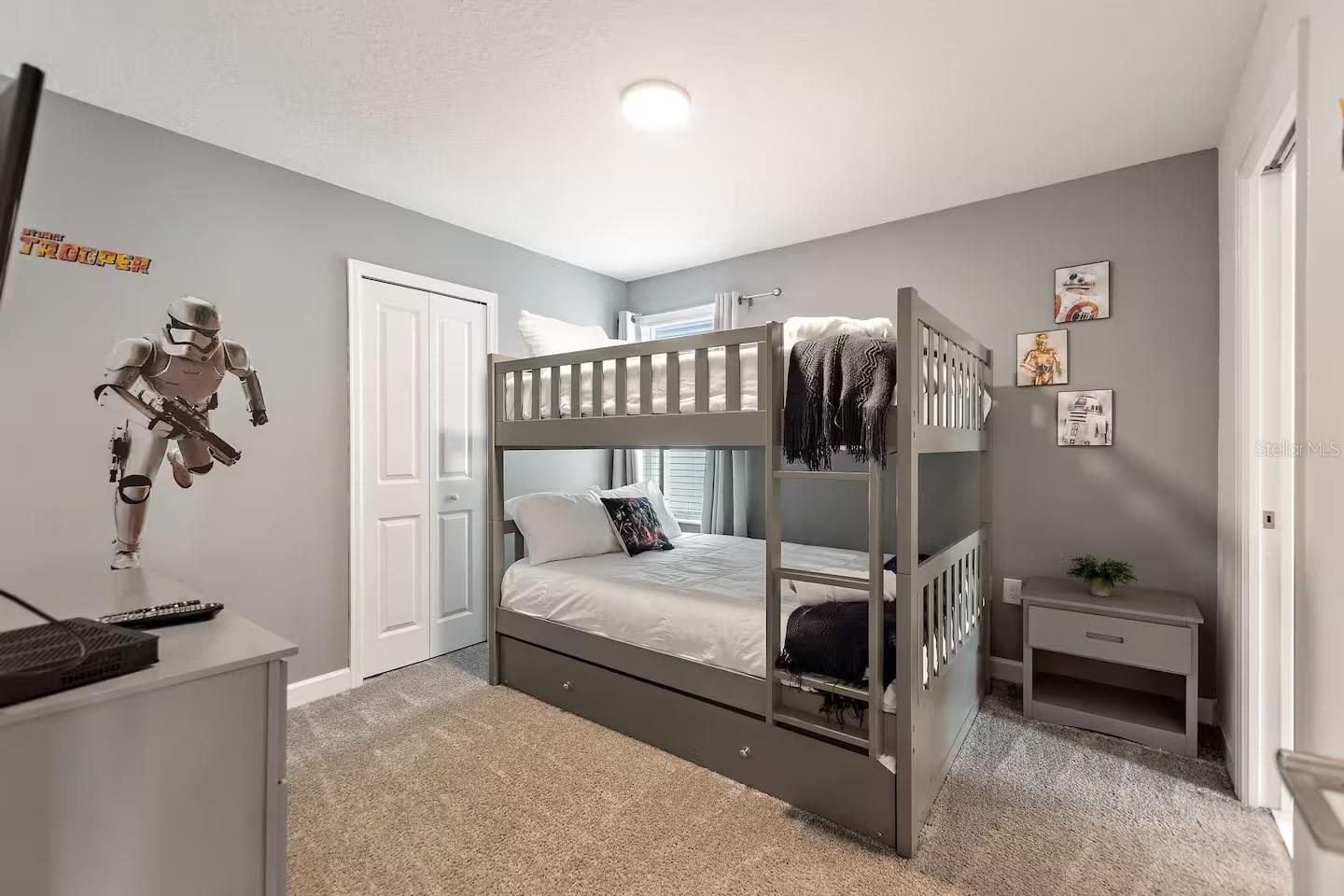 COVE AT STOREY LAKE II - Residential