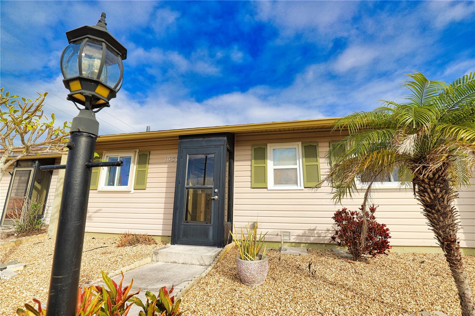 1953 SETTLEMENT ROAD 14