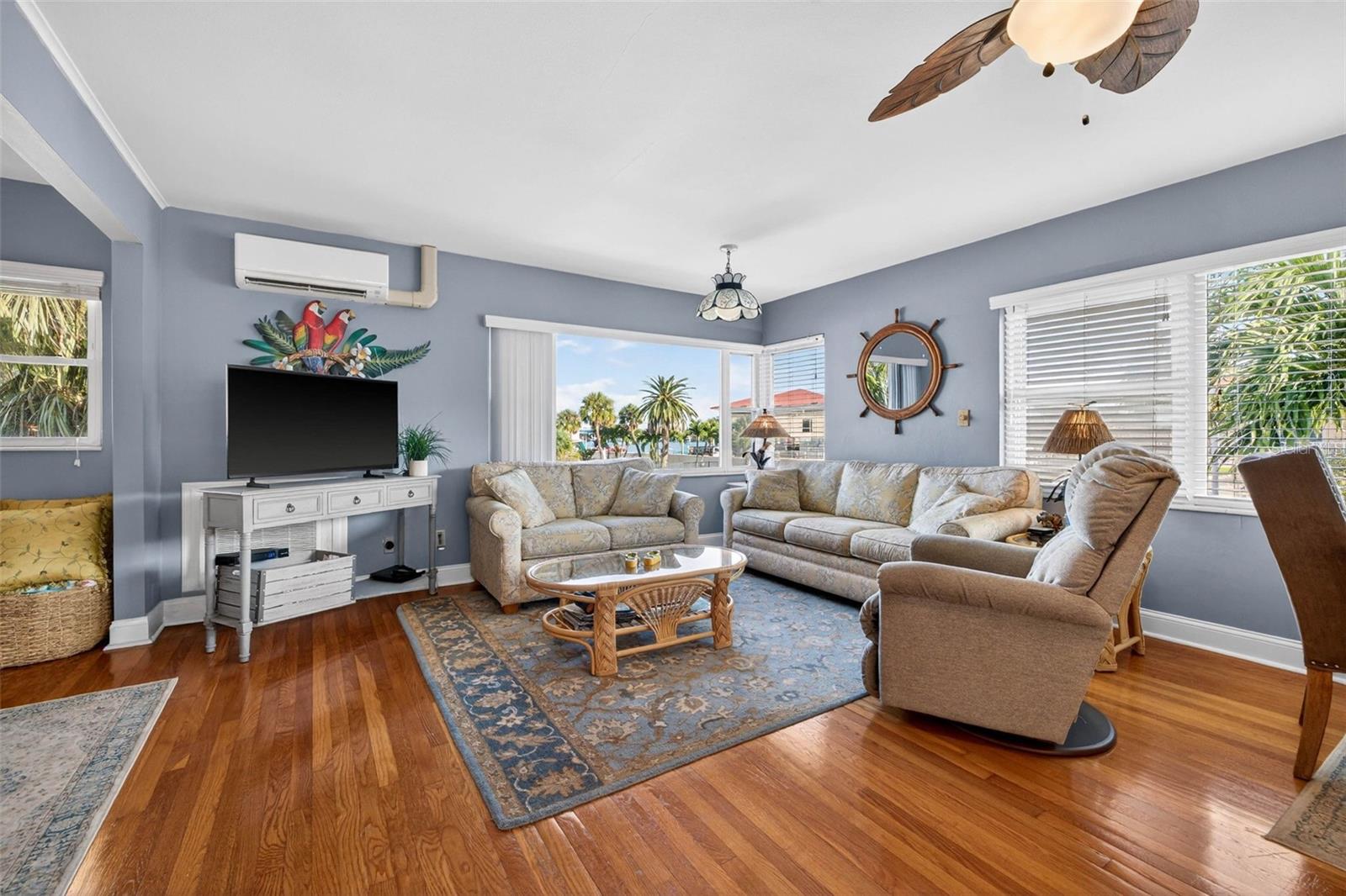 BAY ISLES CONDO - Residential