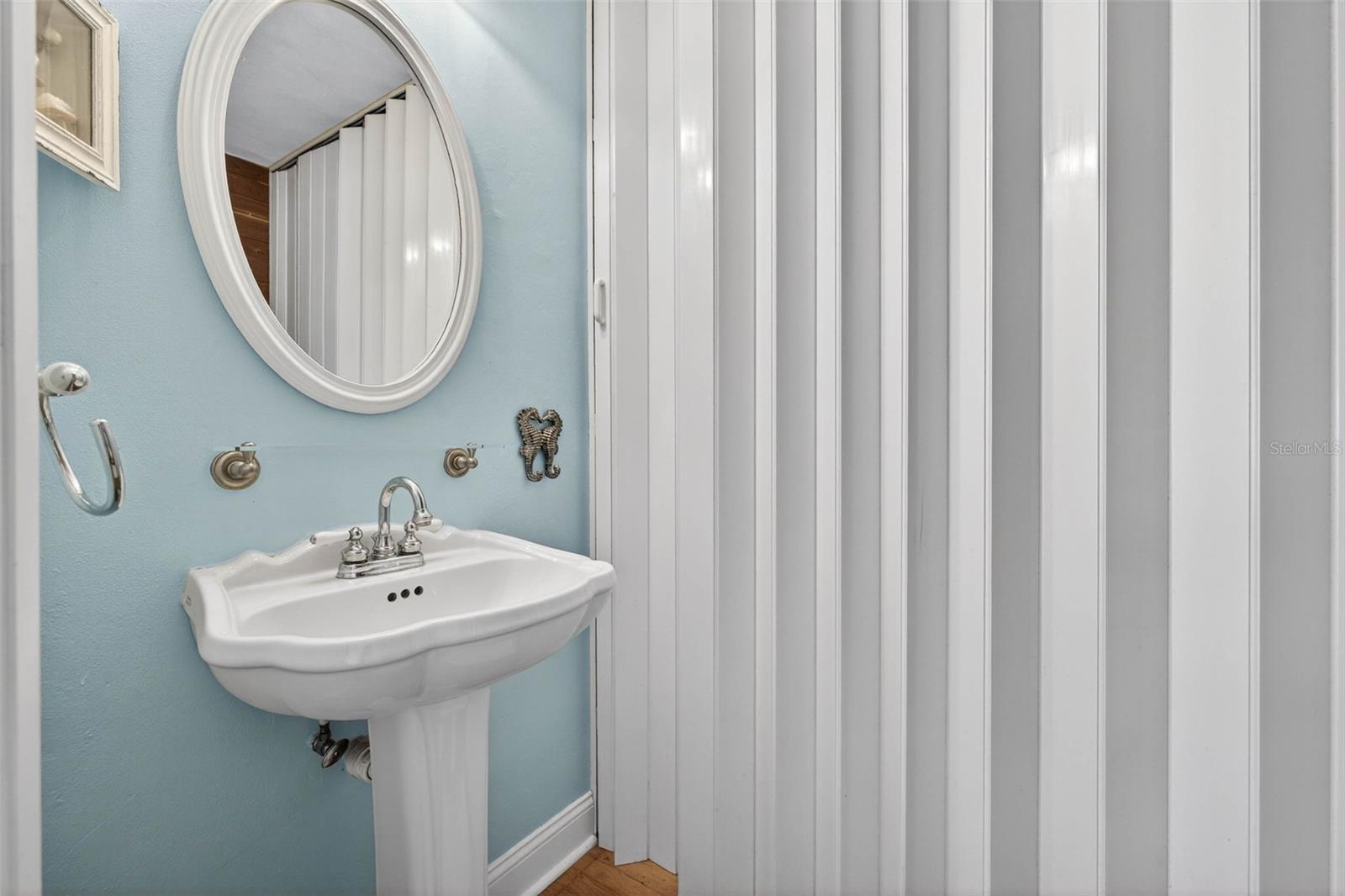 BAY ISLES CONDO - Residential