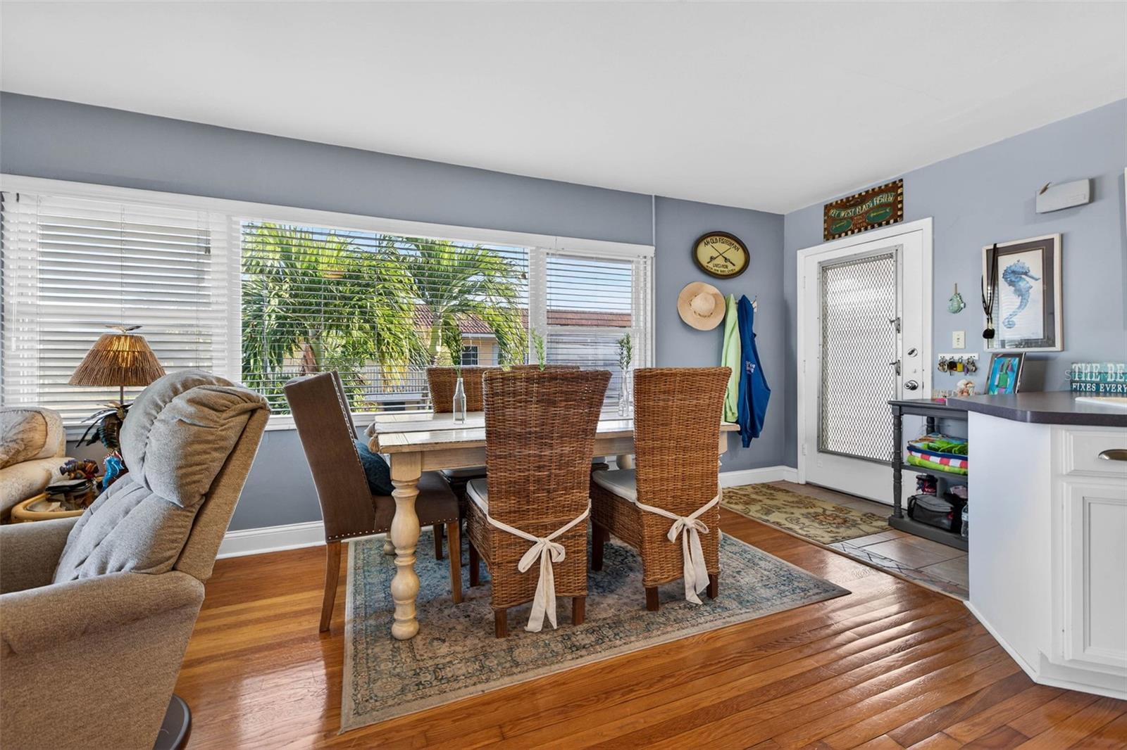 BAY ISLES CONDO - Residential