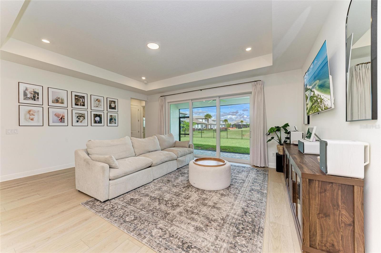 SWEETWATER AT LAKEWOOD RANCH - Residential Lease