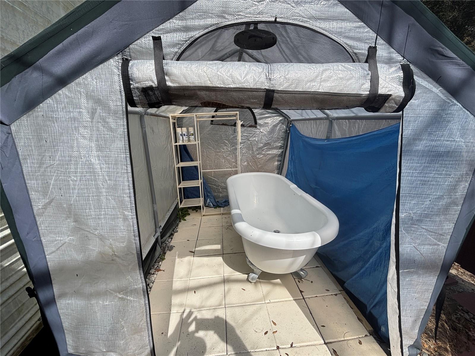 WOODS & LAKES - Residential