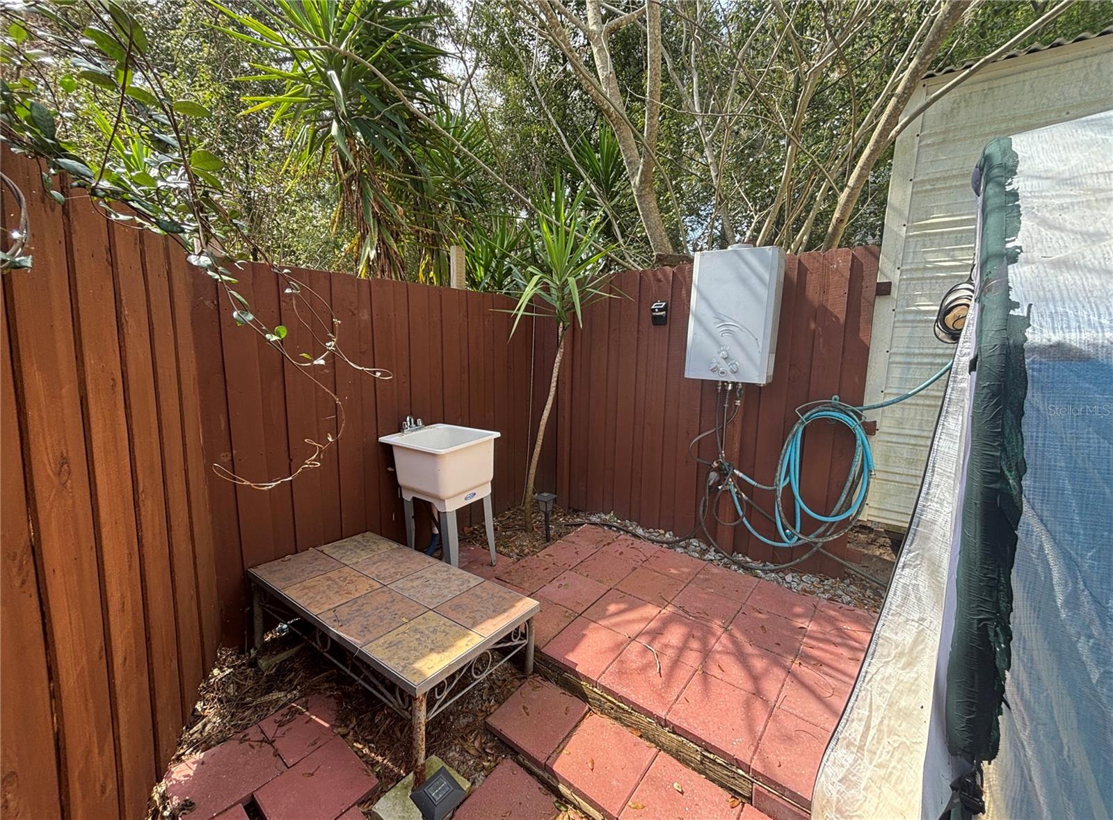 WOODS & LAKES - Residential