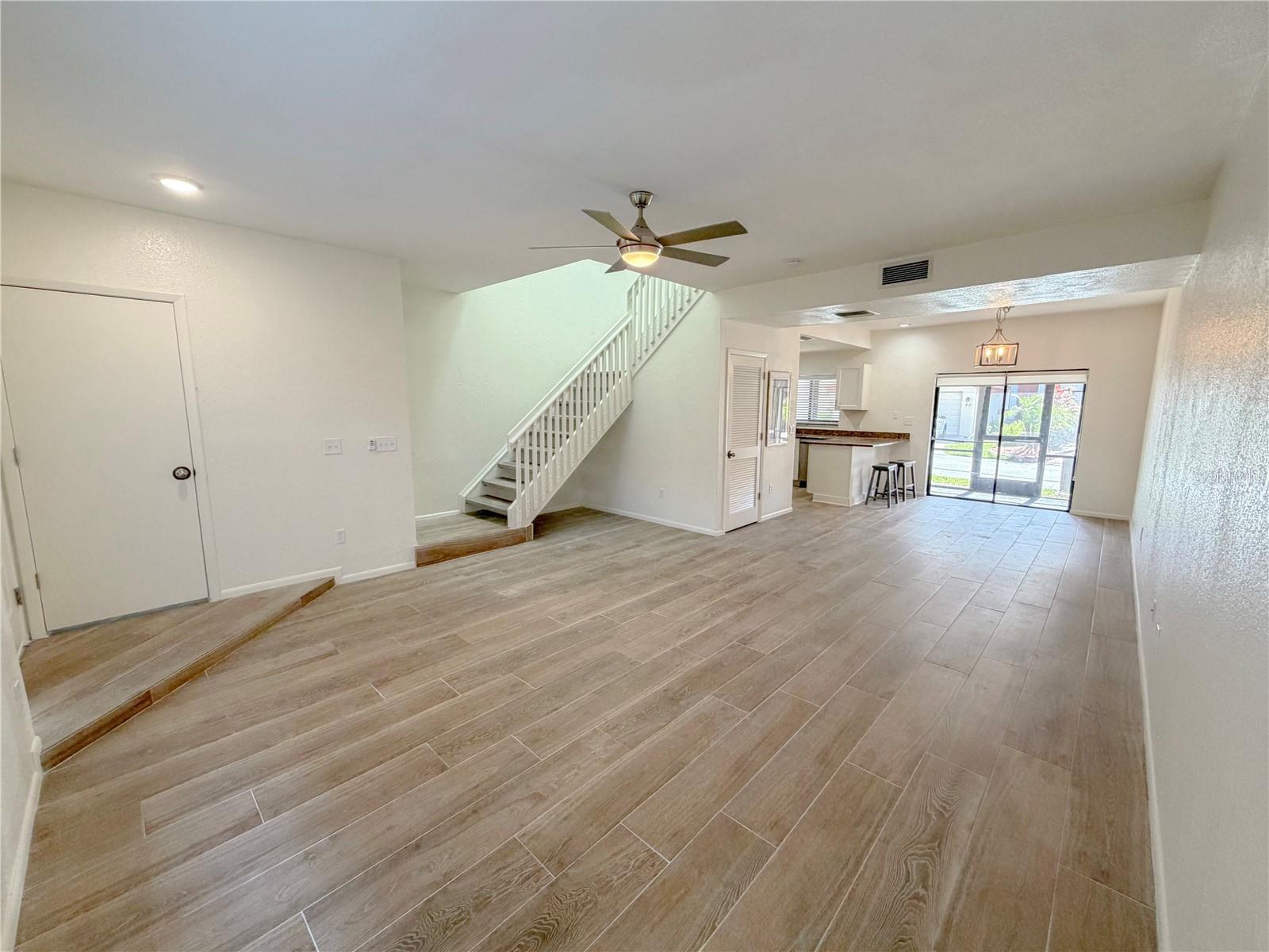 3460 COUNTRYSIDE BOULEVARD 60