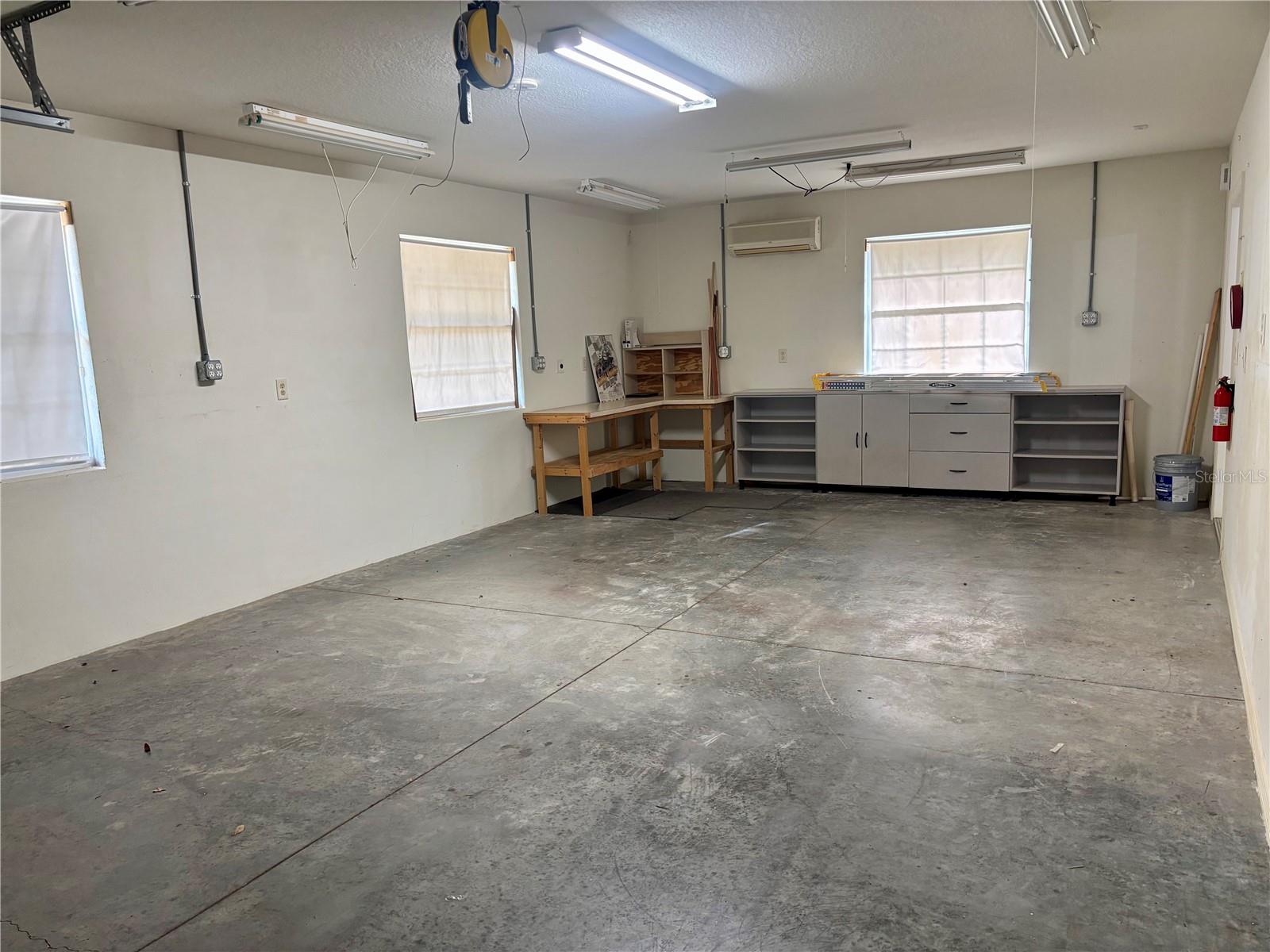 FAIRVIEW ESTATES - Residential