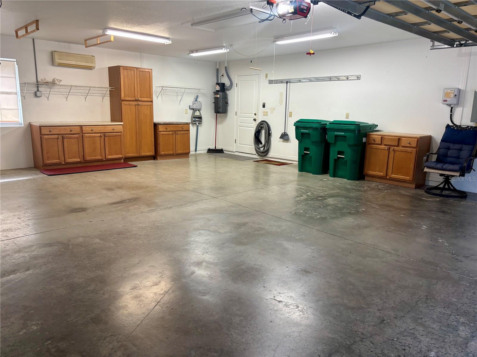 FAIRVIEW ESTATES - Residential