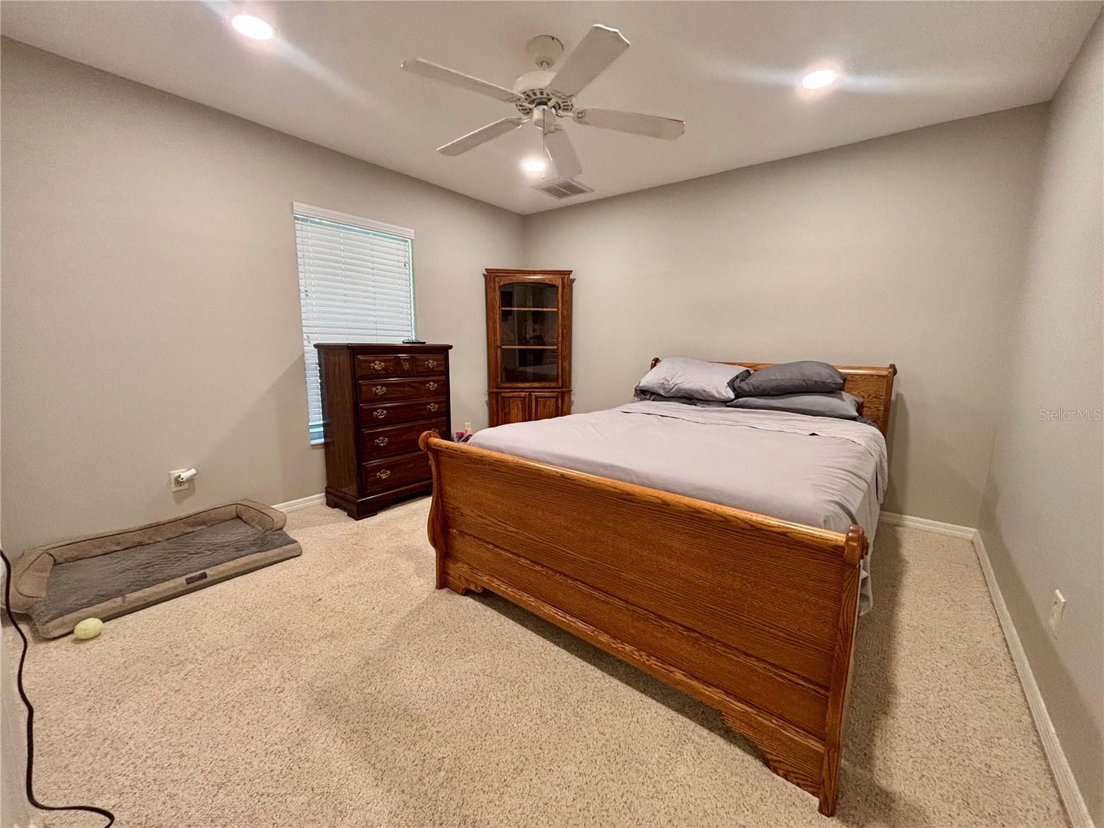 FAIRVIEW ESTATES - Residential