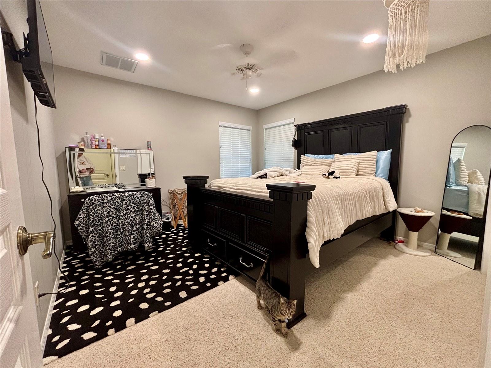 FAIRVIEW ESTATES - Residential