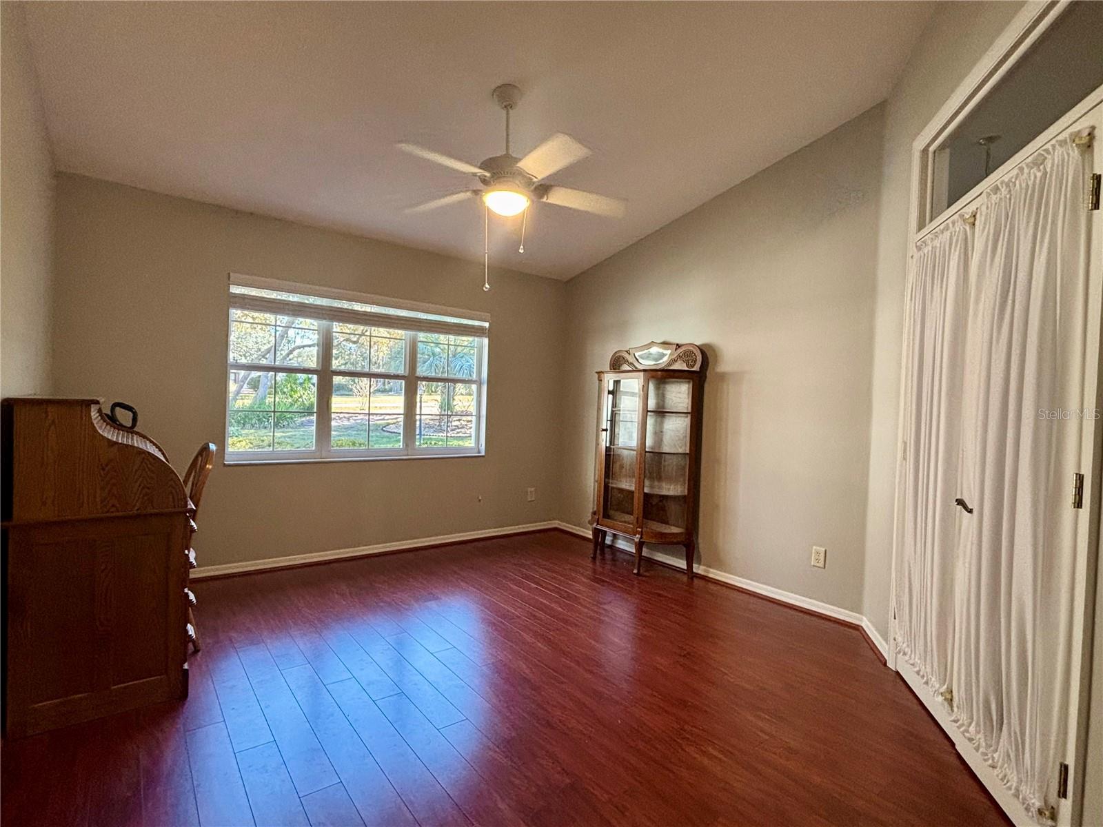 FAIRVIEW ESTATES - Residential