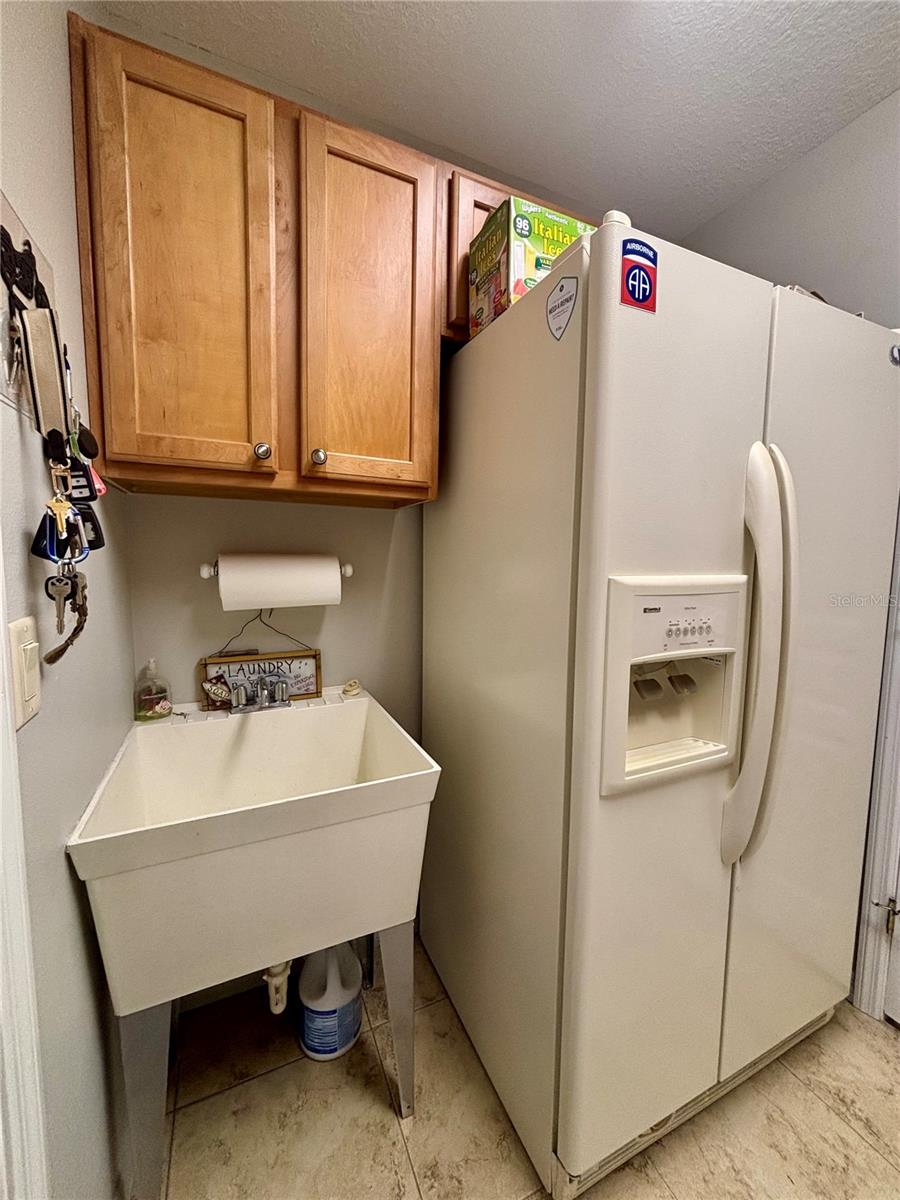 FAIRVIEW ESTATES - Residential