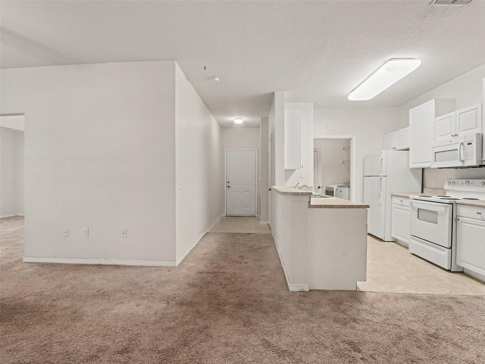 8003 HEMINGWAY CIRCLE 8003-8