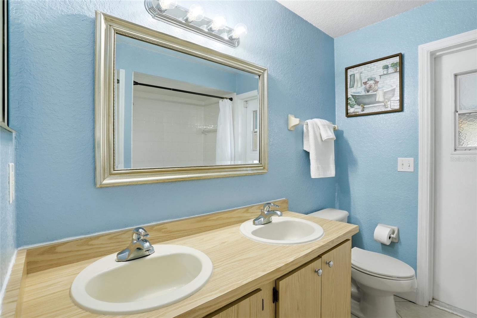 OAK FOREST UNIT 4 - Residential