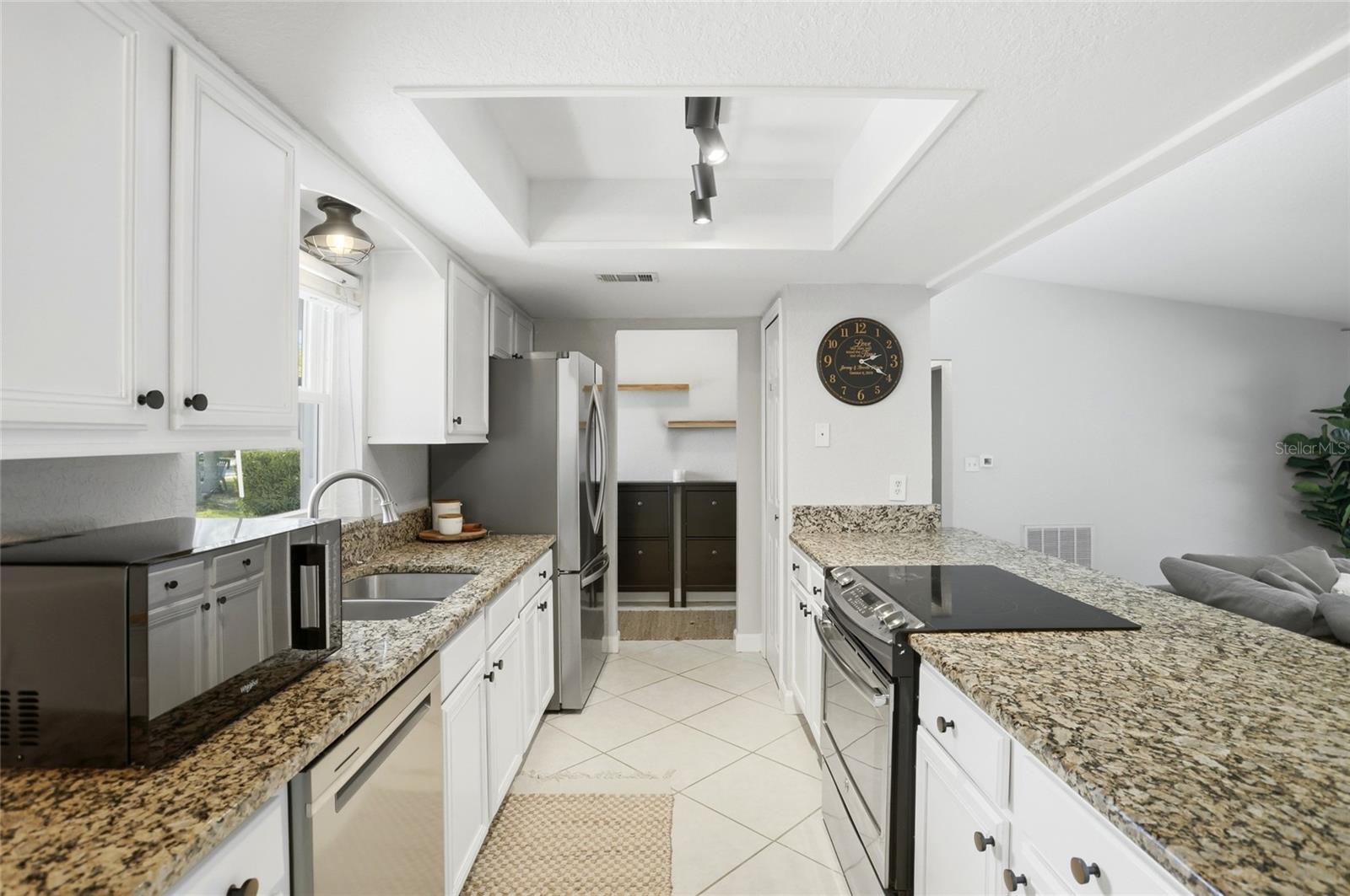 OAK FOREST UNIT 4 - Residential