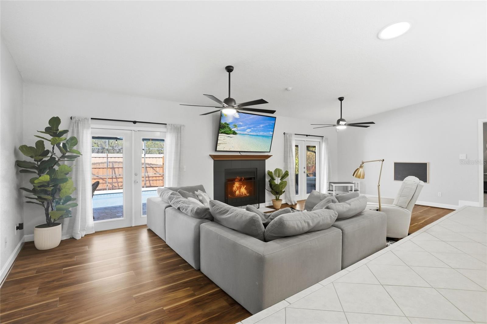 OAK FOREST UNIT 4 - Residential