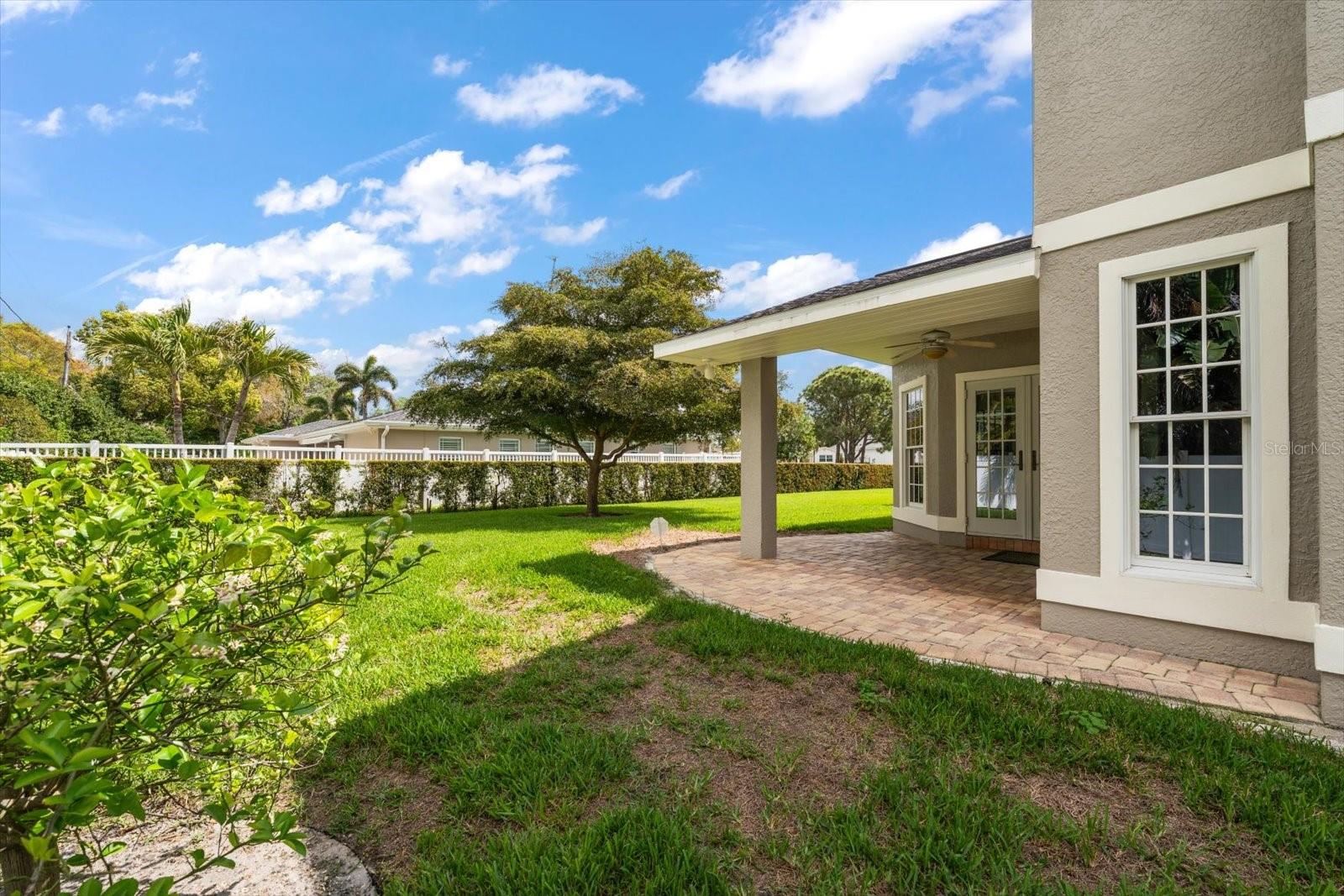 BELLEAIR ESTATES - Residential
