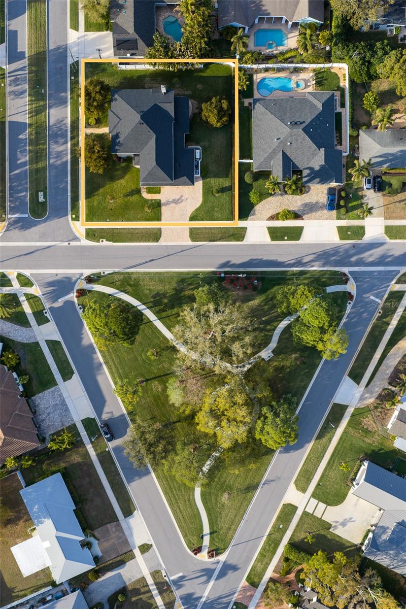 BELLEAIR ESTATES - Residential