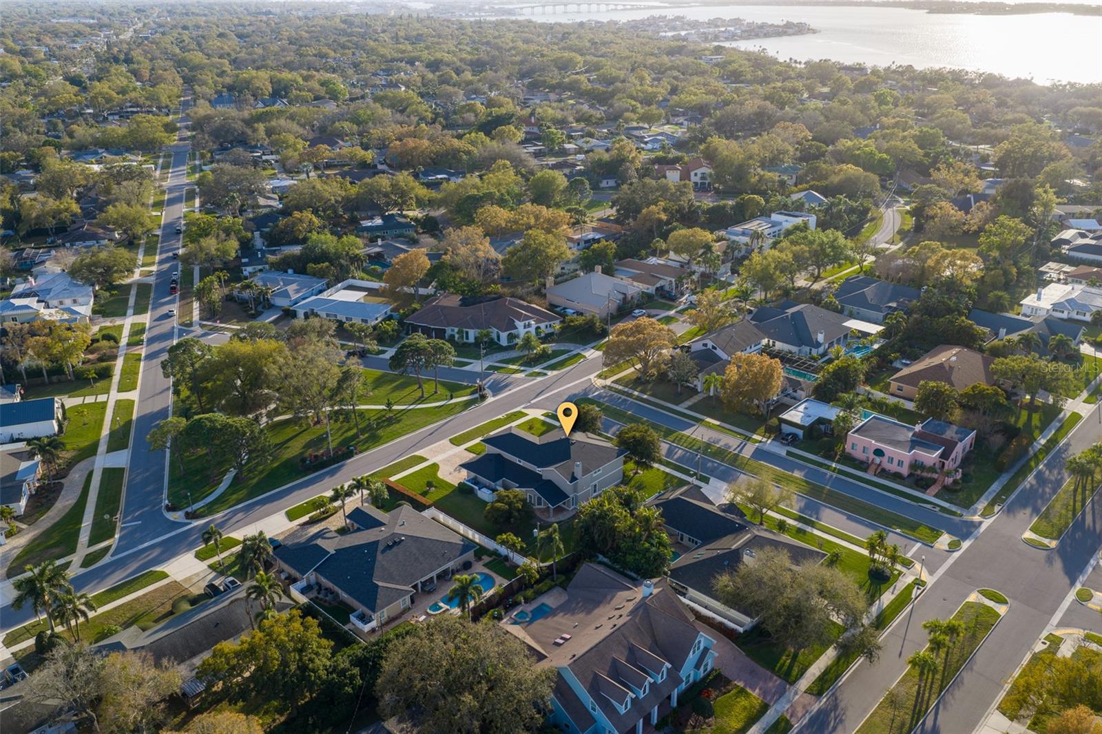 BELLEAIR ESTATES - Residential