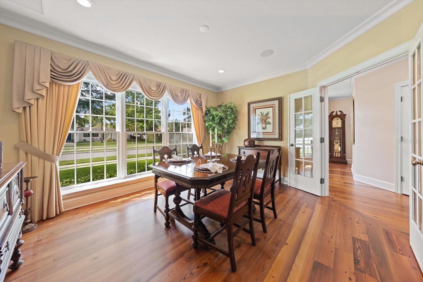 BELLEAIR ESTATES - Residential