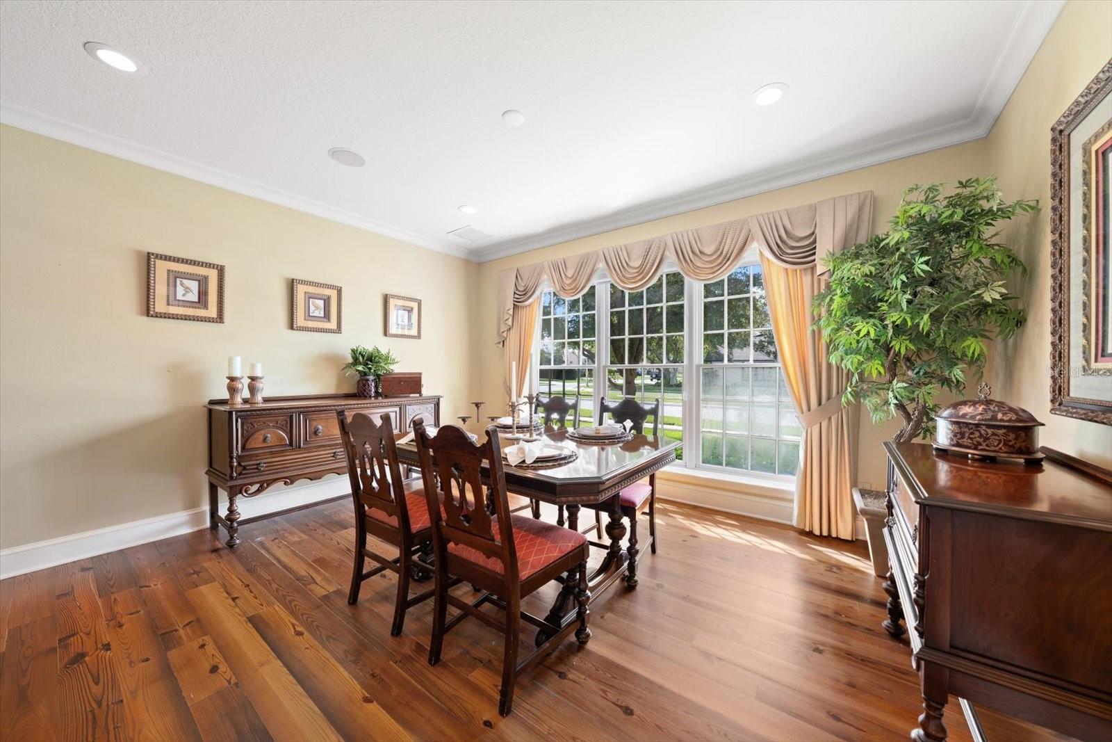 BELLEAIR ESTATES - Residential