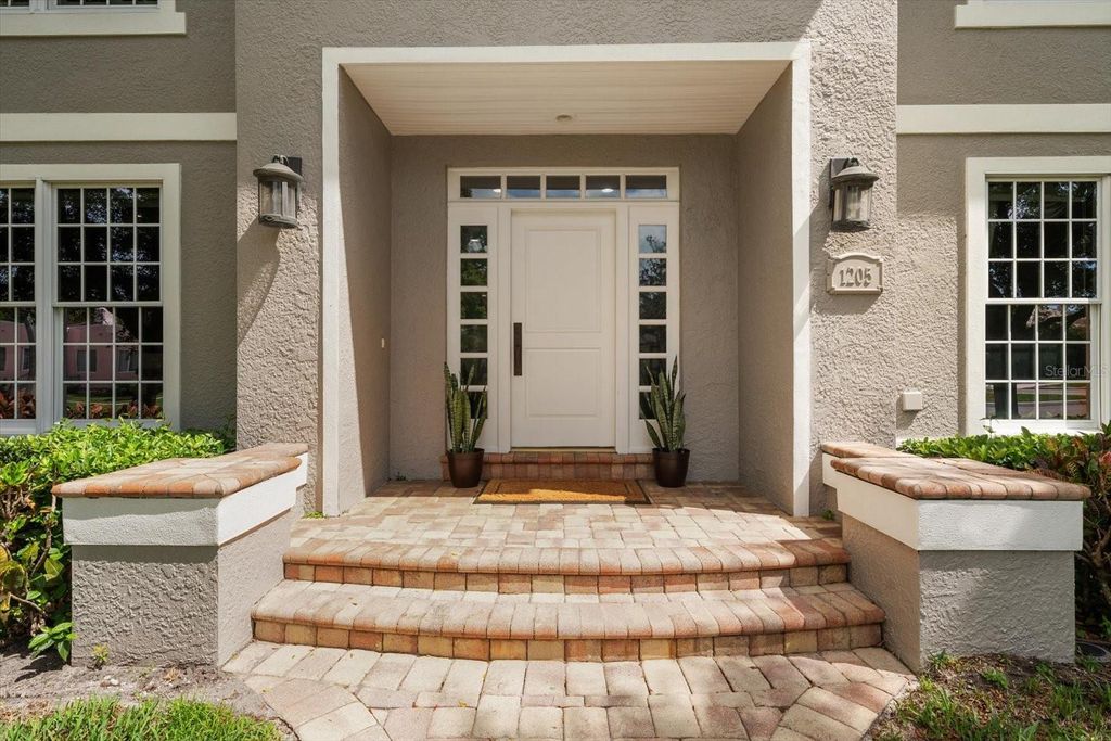 Photo of 1205 Palm View Avenue, Belleair, FL 33756 (MLS # TB8487491)