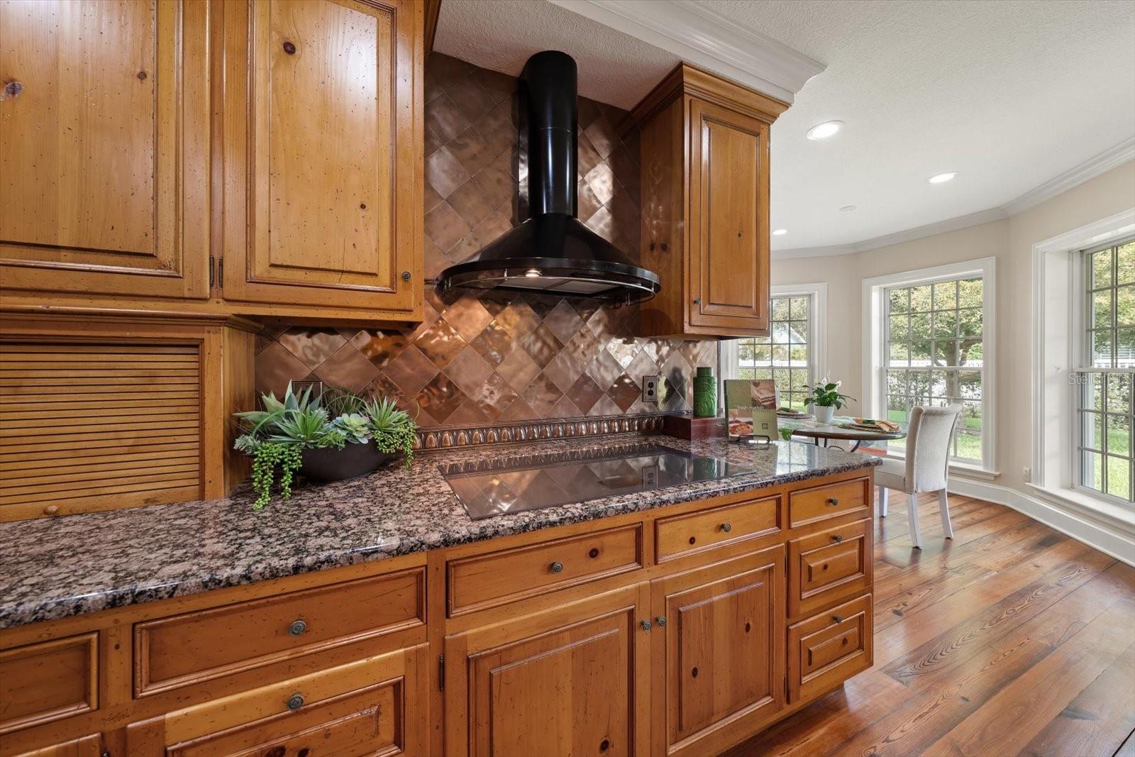 BELLEAIR ESTATES - Residential