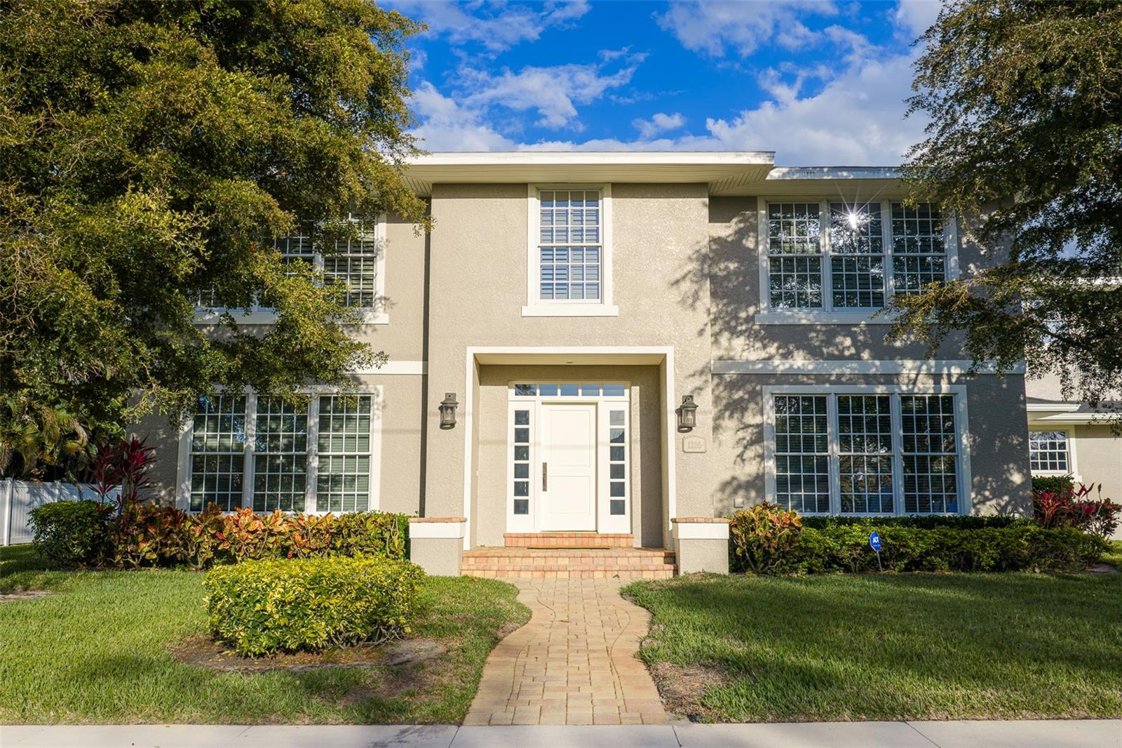 BELLEAIR ESTATES - Residential