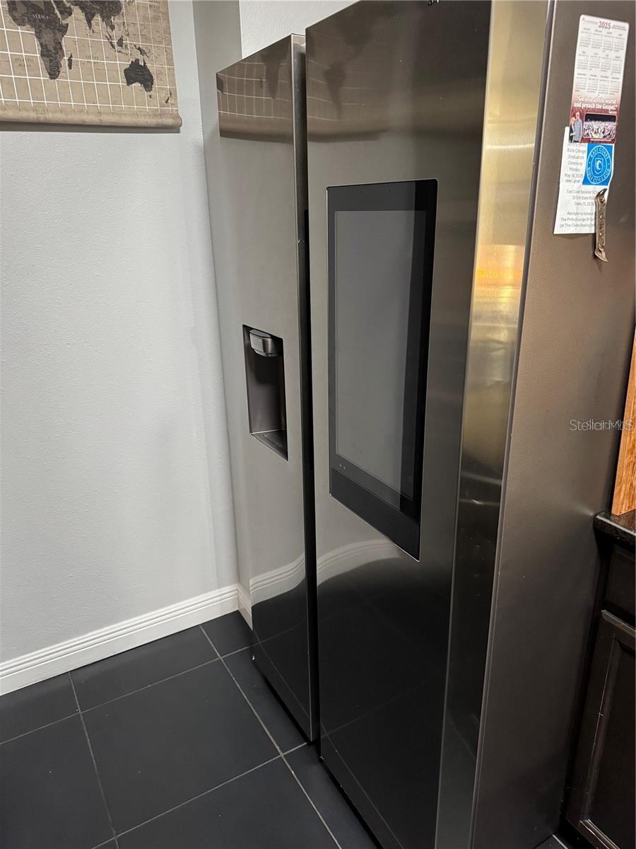 VILLAS AT LAKESIDE A CONDO - Residential Lease