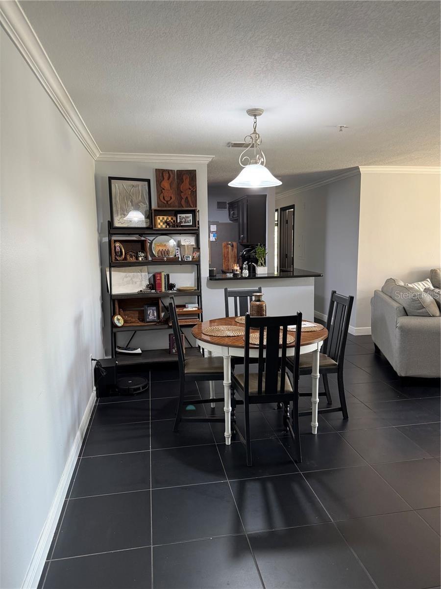 VILLAS AT LAKESIDE A CONDO - Residential Lease