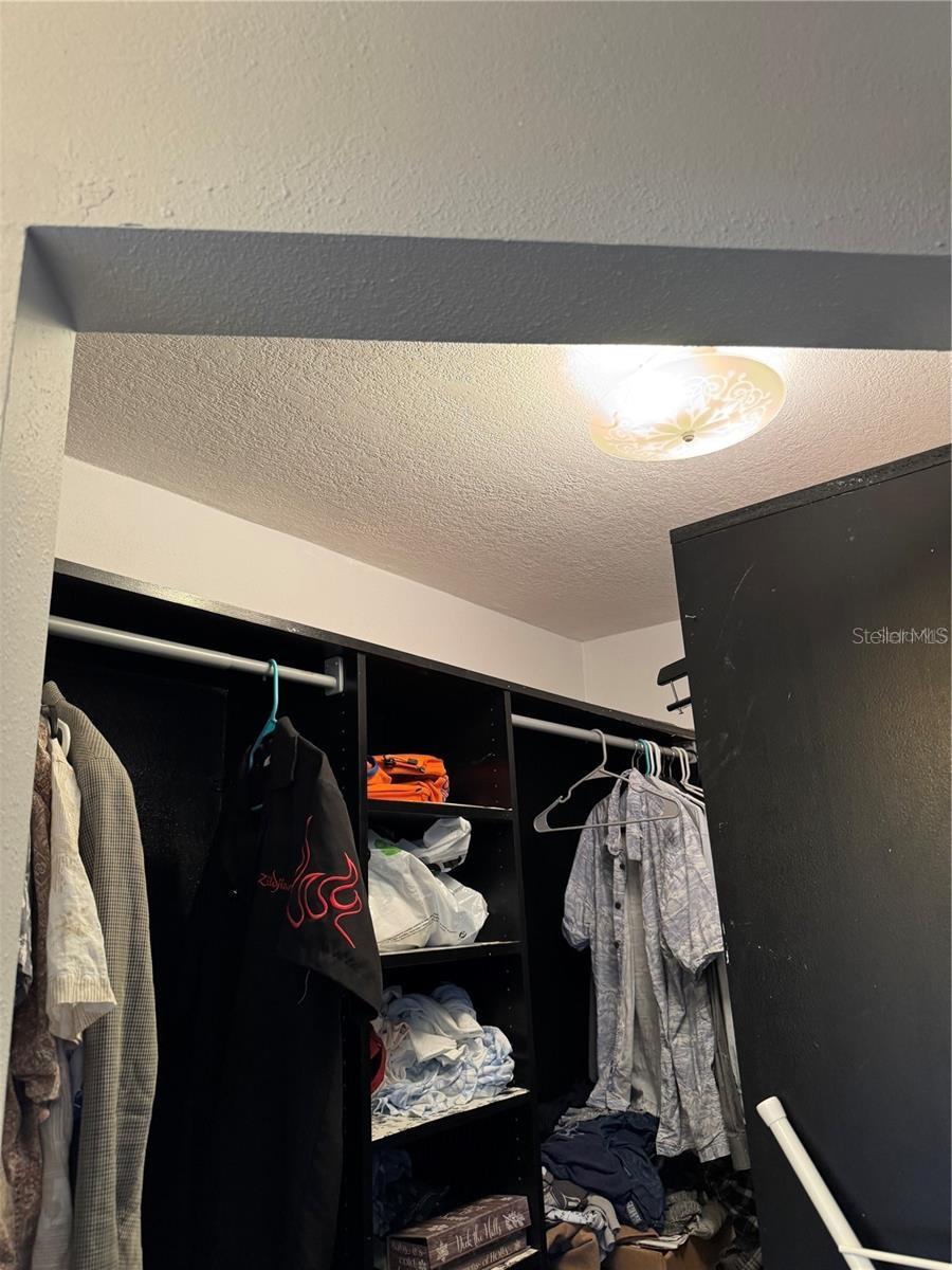 VILLAS AT LAKESIDE A CONDO - Residential Lease