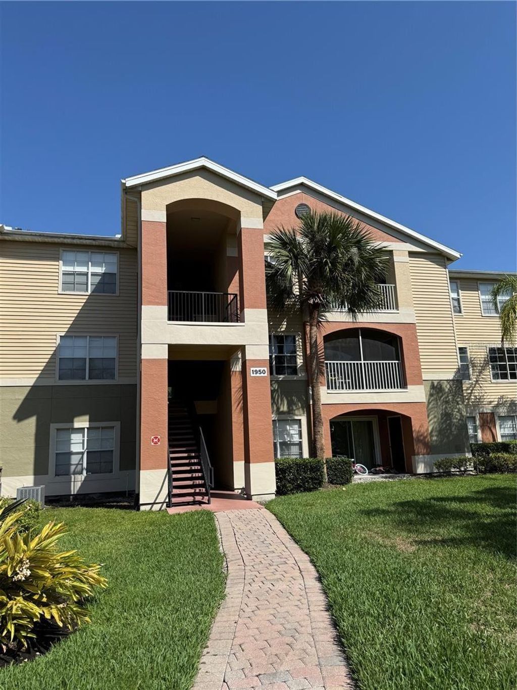 Photo of 1950 Summer Club Drive #202, Oviedo, FL 32765 (MLS # O6370201)