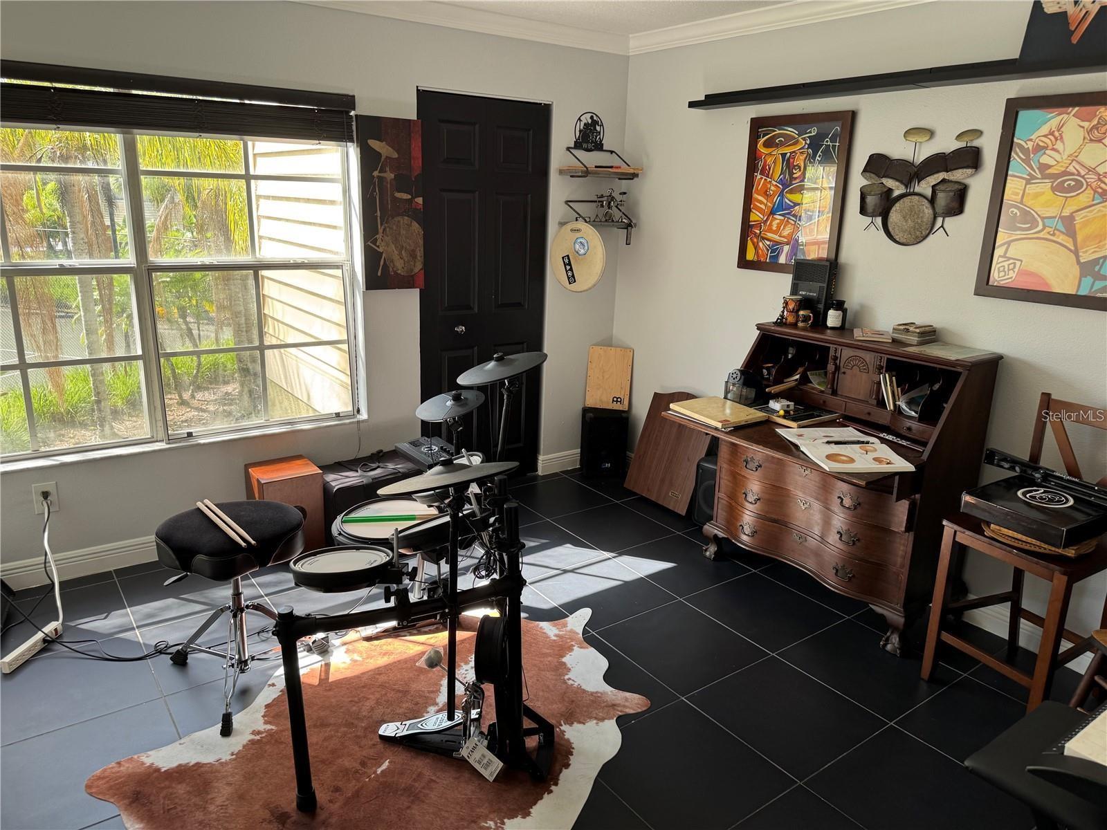 VILLAS AT LAKESIDE A CONDO - Residential Lease