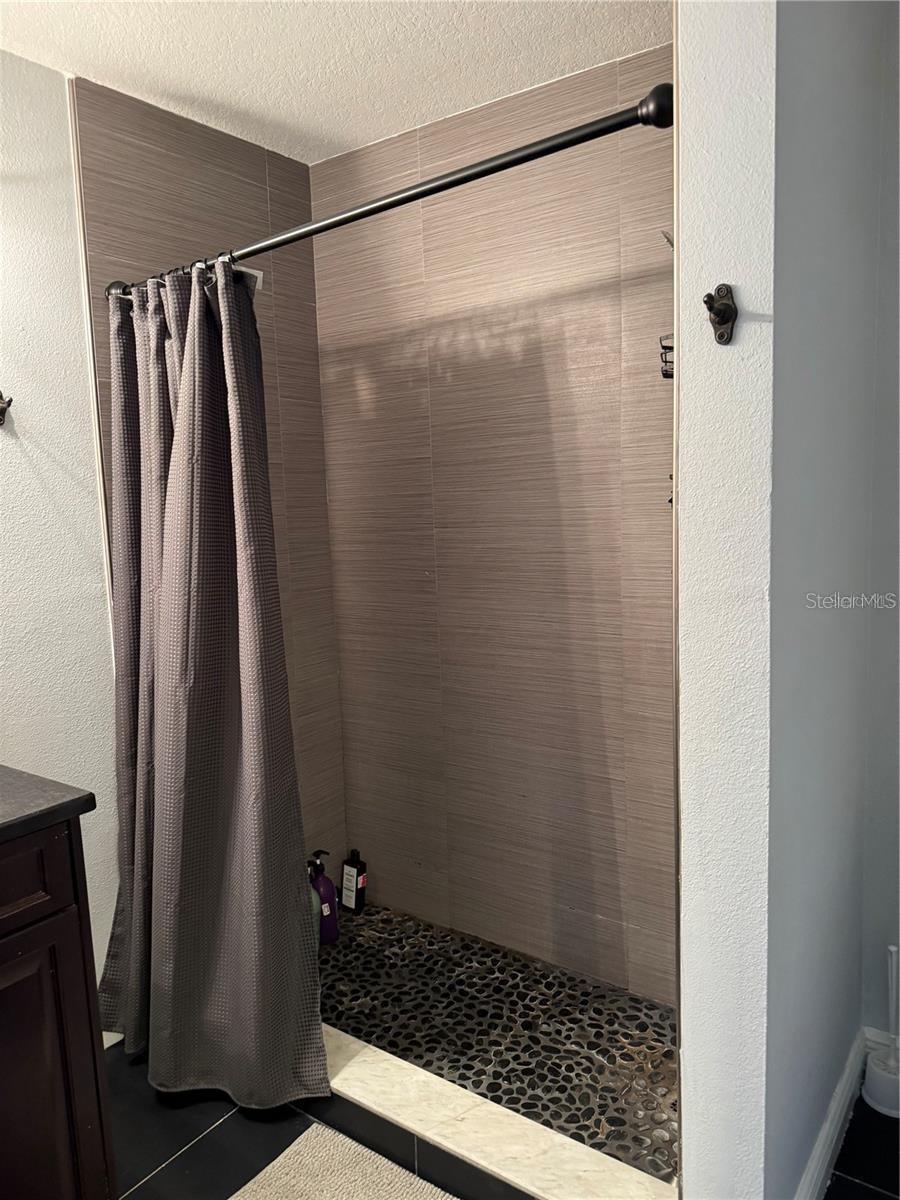 VILLAS AT LAKESIDE A CONDO - Residential Lease