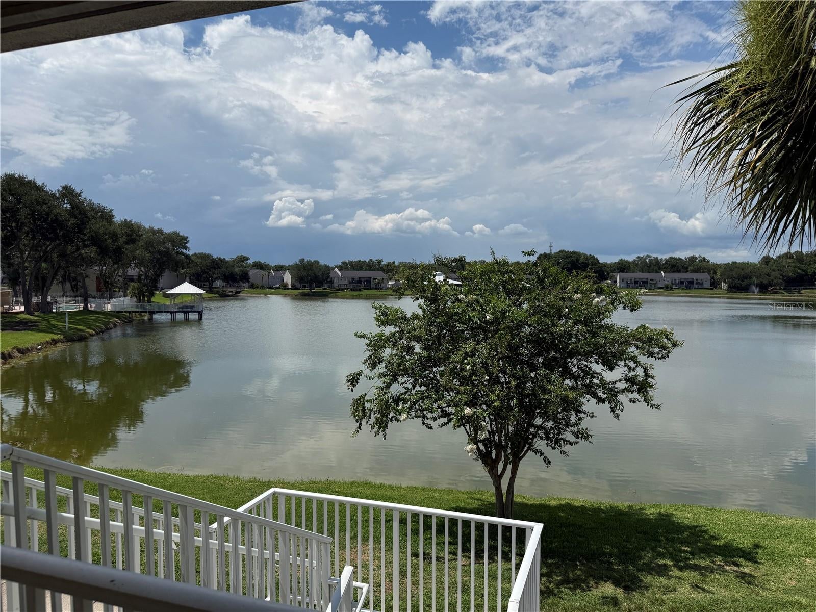 220 LAKE PARSONS GREEN 205