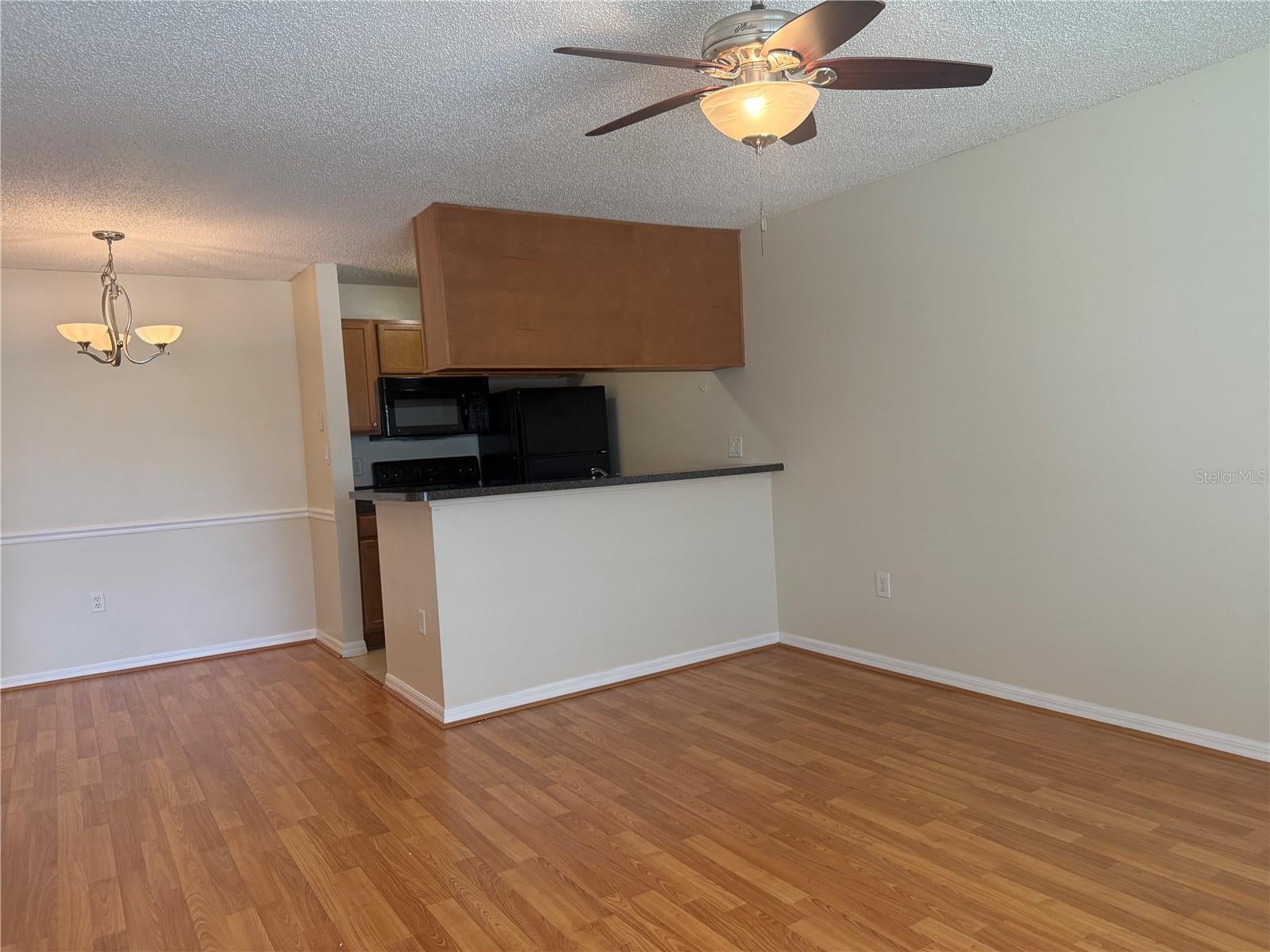 220 LAKE PARSONS GREEN 205