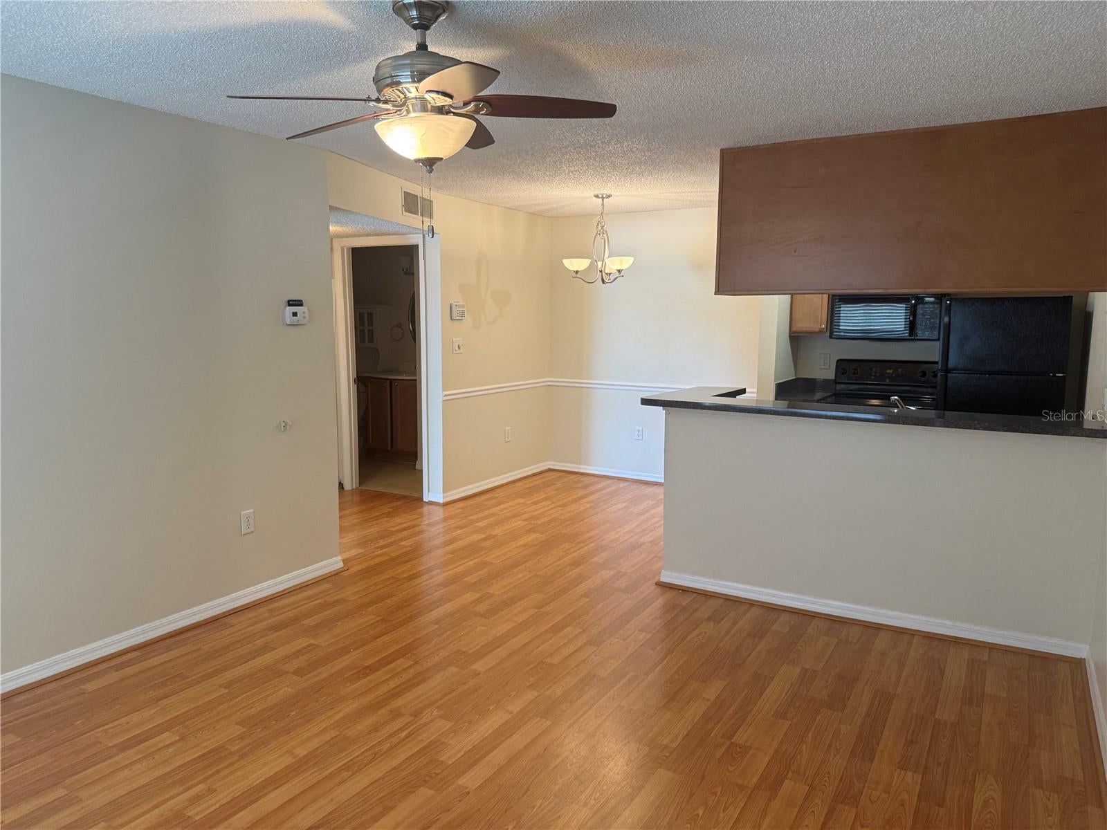 220 LAKE PARSONS GREEN 205