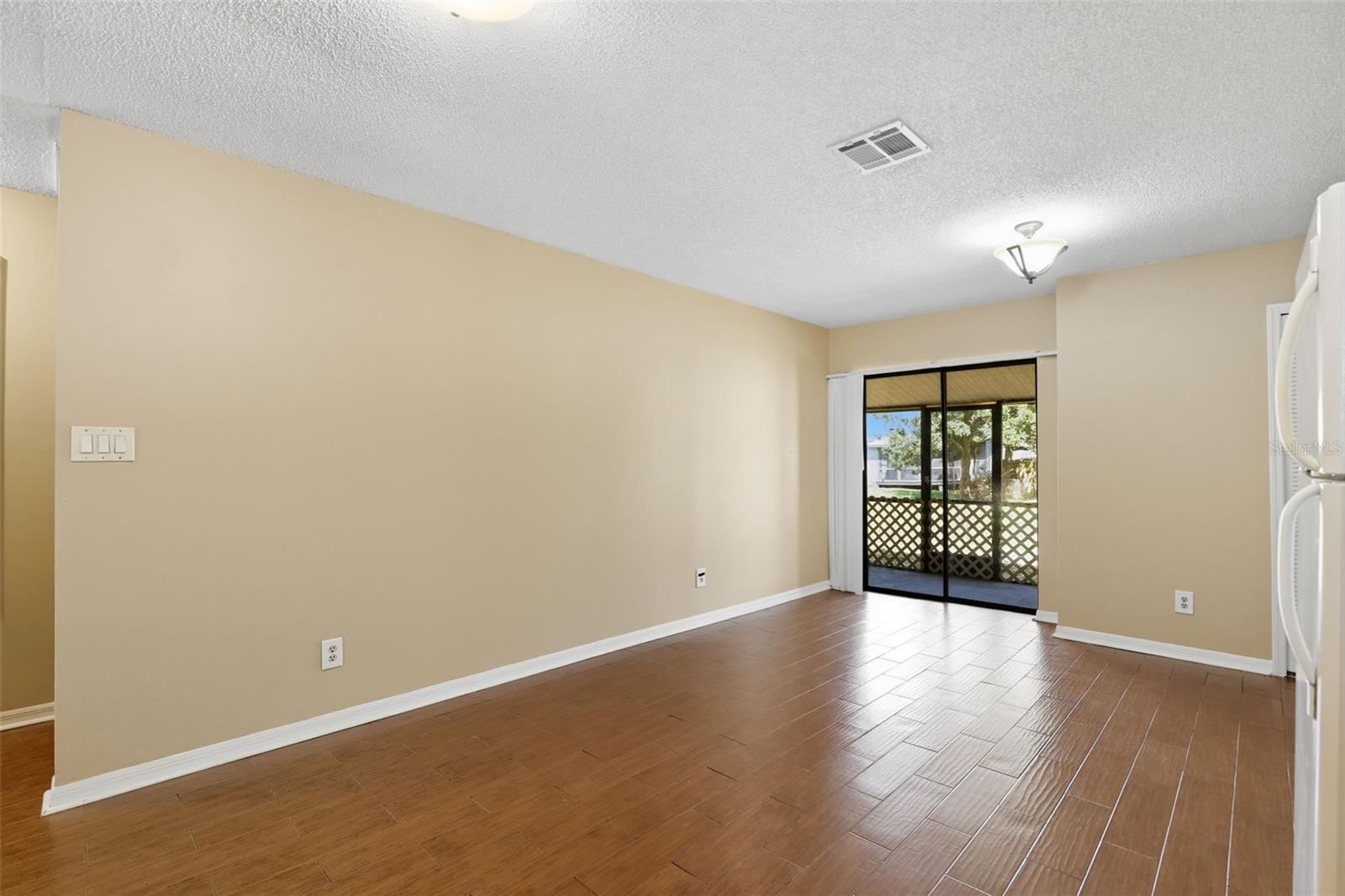 LAKE WAYMAN HEIGHTS LAKE ADD - Residential Lease