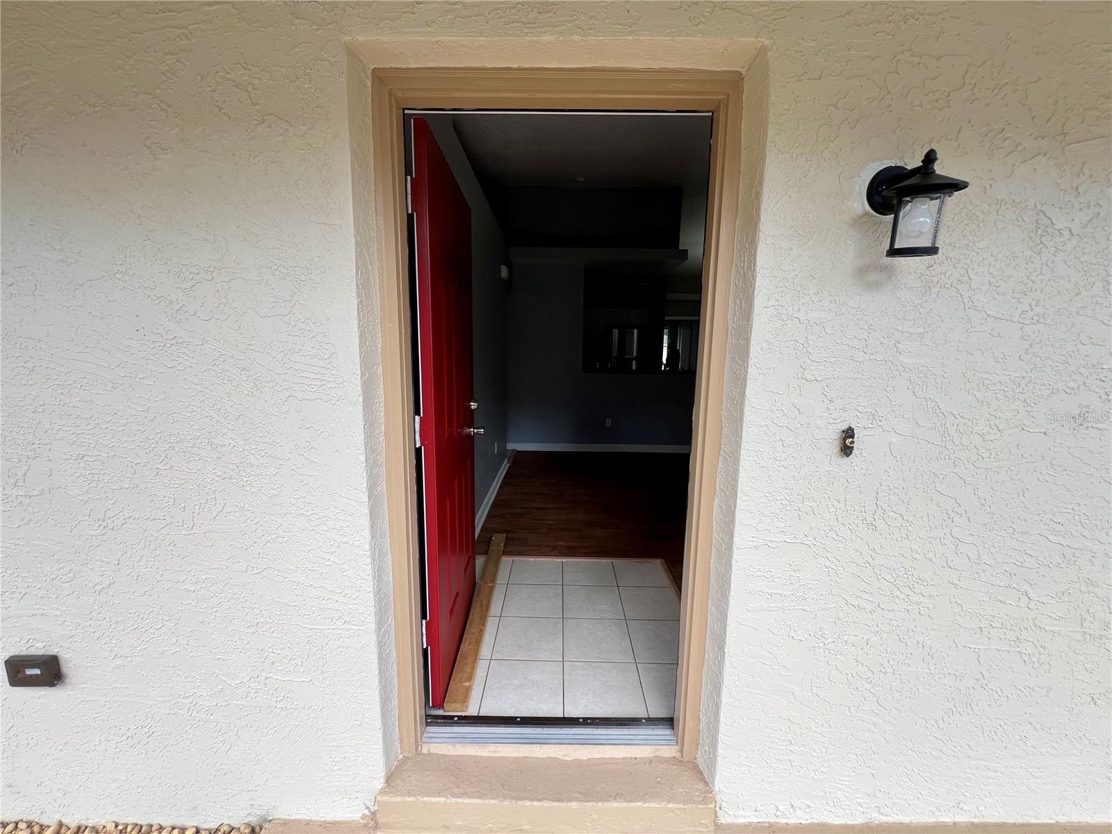4565 SW 38TH PLACE