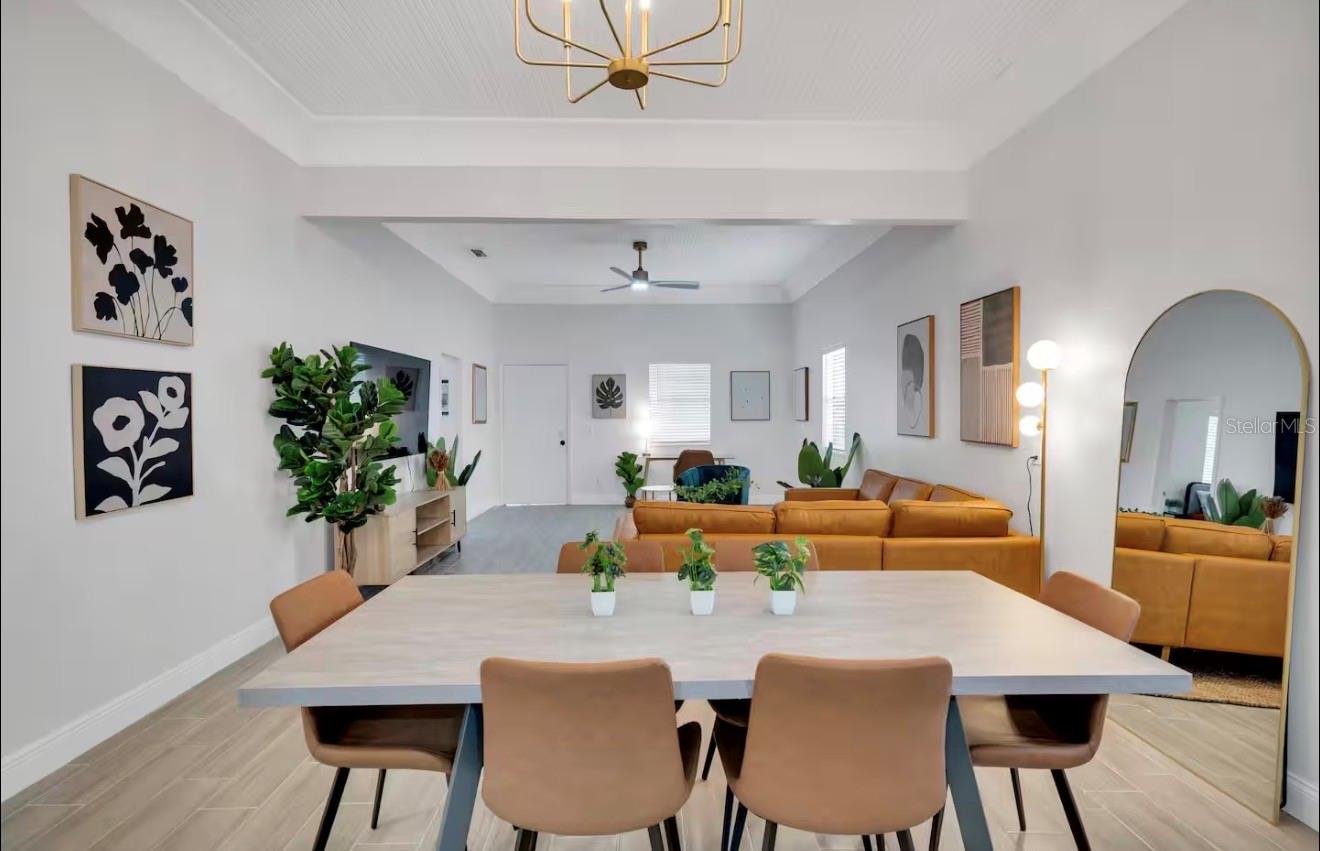 SANCHEZ & HAYA REAL ESTATE C - Residential