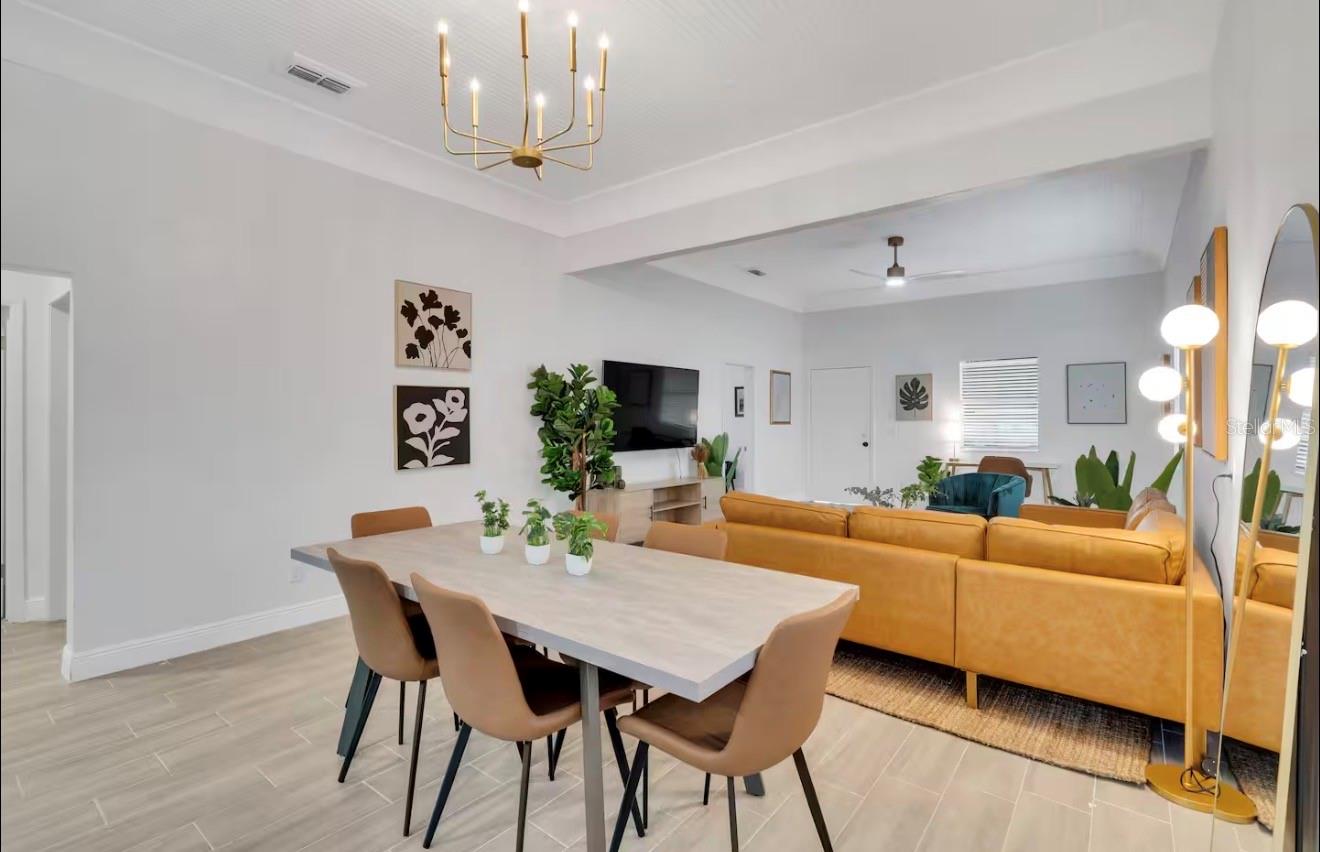 SANCHEZ & HAYA REAL ESTATE C - Residential