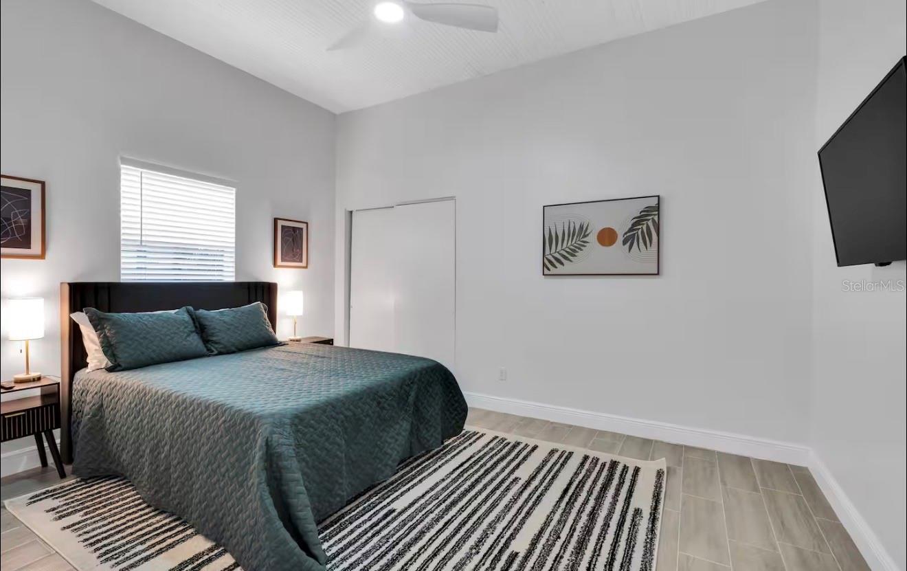 SANCHEZ & HAYA REAL ESTATE C - Residential