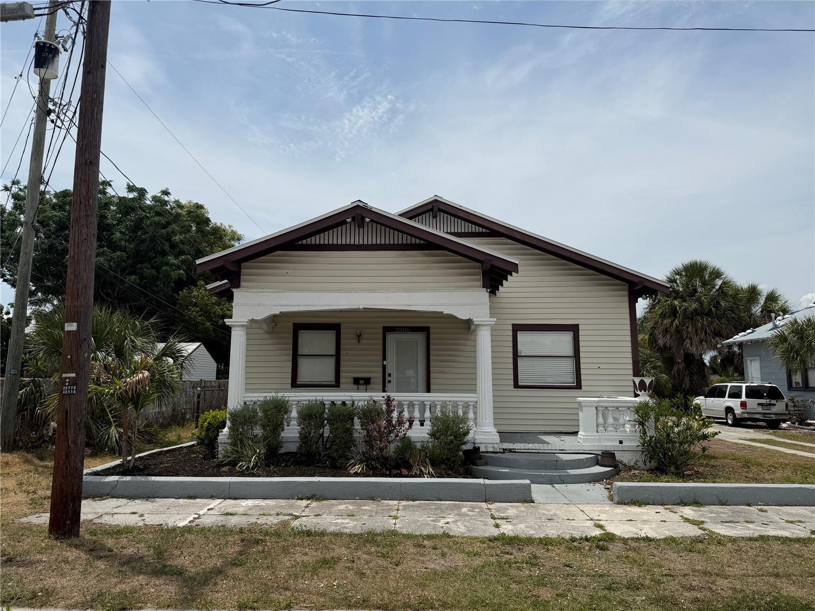 SANCHEZ & HAYA REAL ESTATE C - Residential