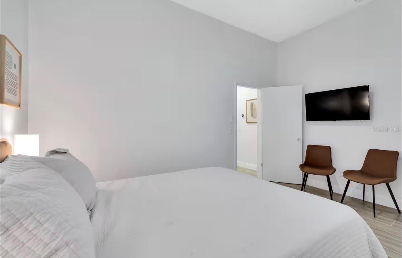SANCHEZ & HAYA REAL ESTATE C - Residential