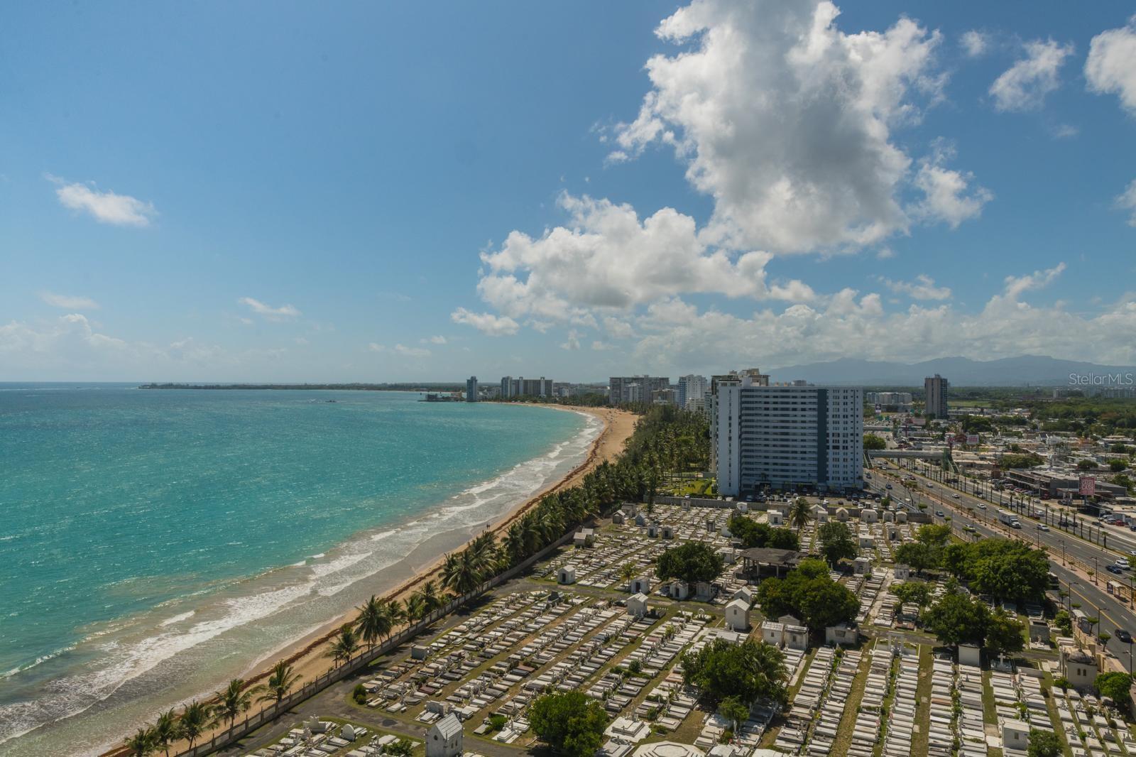 WALDORF TOWER ISLA VERDE - Residential Lease