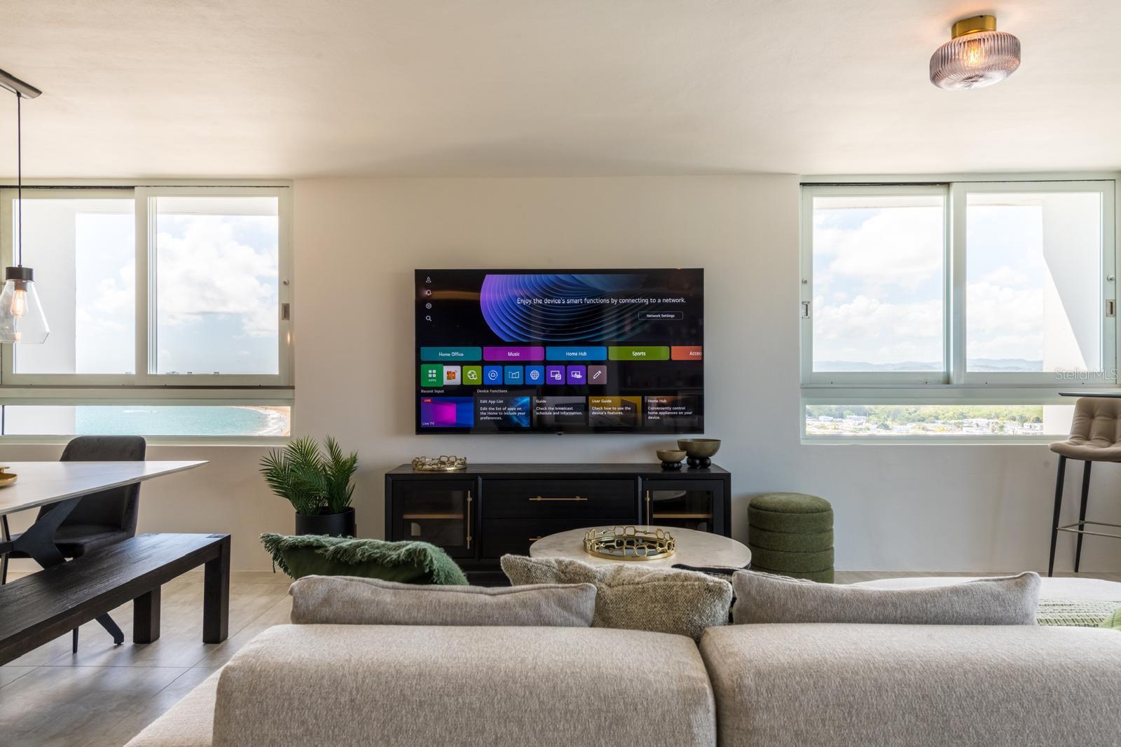 WALDORF TOWER ISLA VERDE - Residential Lease