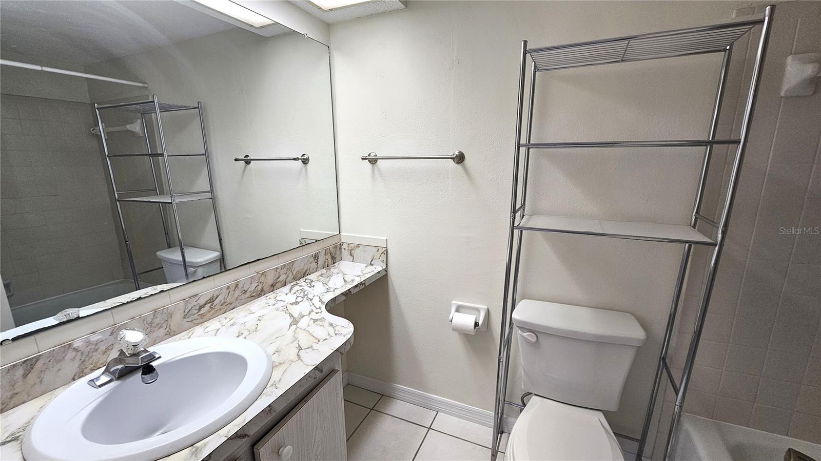 QUAILS RUN I - Residential Lease