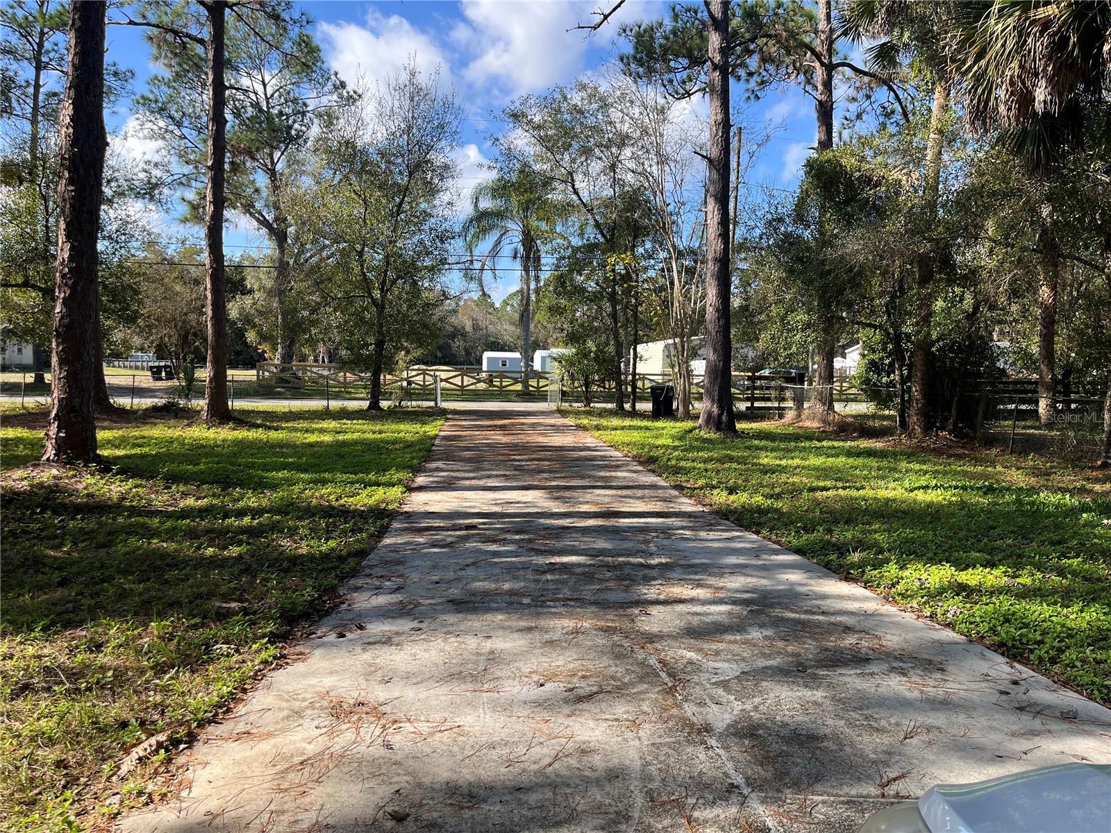 CHRISTMAS PARK FIRST ADD - Residential