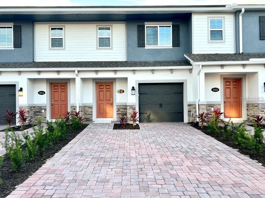 TOWNS AT NARCOOSSEE COMMONS - Residential