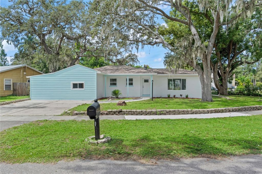 Photo of 2026 Pinecrest Way, Clearwater, FL 33755 (MLS # TB8431759)